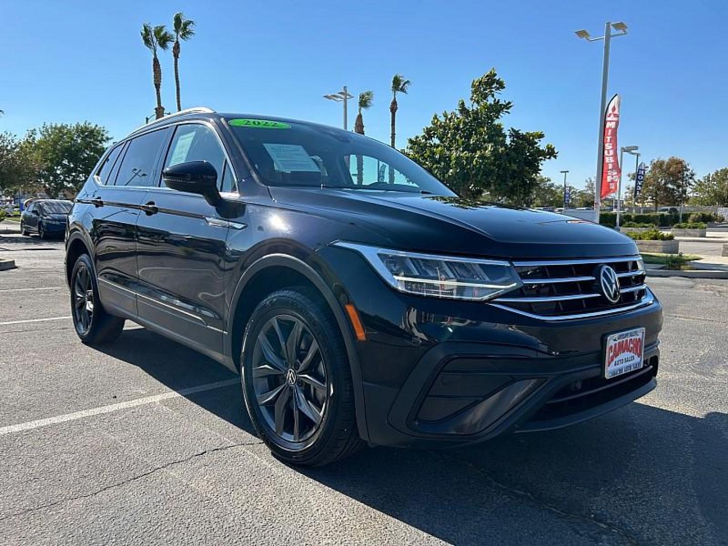2022 GRAY Volkswagen Tiguan (3VV2B7AX2NM) with an 4-Cyl Turbo 2.0 Liter engine, Automatic 8-Spd w/Tiptronic and Sport Mode transmission, located at 412 Auto Vista Drive, Palmdale, 93551, (661) 945-0620, 34.592636, -118.136681 - Photo#0