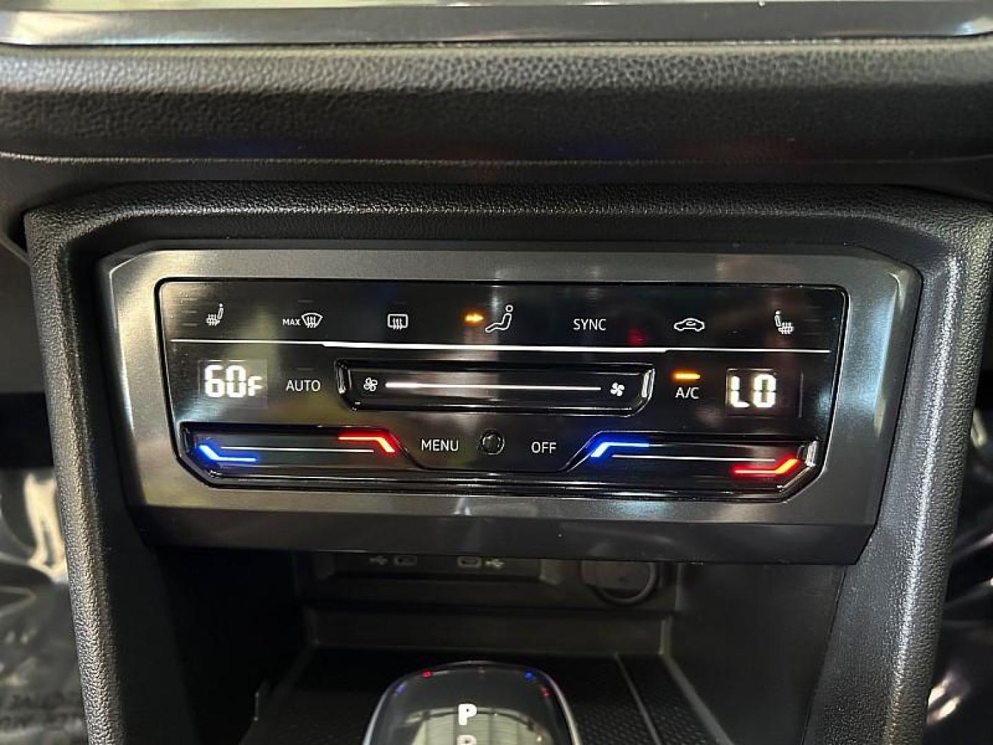 2022 GRAY Volkswagen Tiguan (3VV2B7AX2NM) with an 4-Cyl Turbo 2.0 Liter engine, Automatic 8-Spd w/Tiptronic and Sport Mode transmission, located at 412 Auto Vista Drive, Palmdale, 93551, (661) 945-0620, 34.592636, -118.136681 - Photo#19