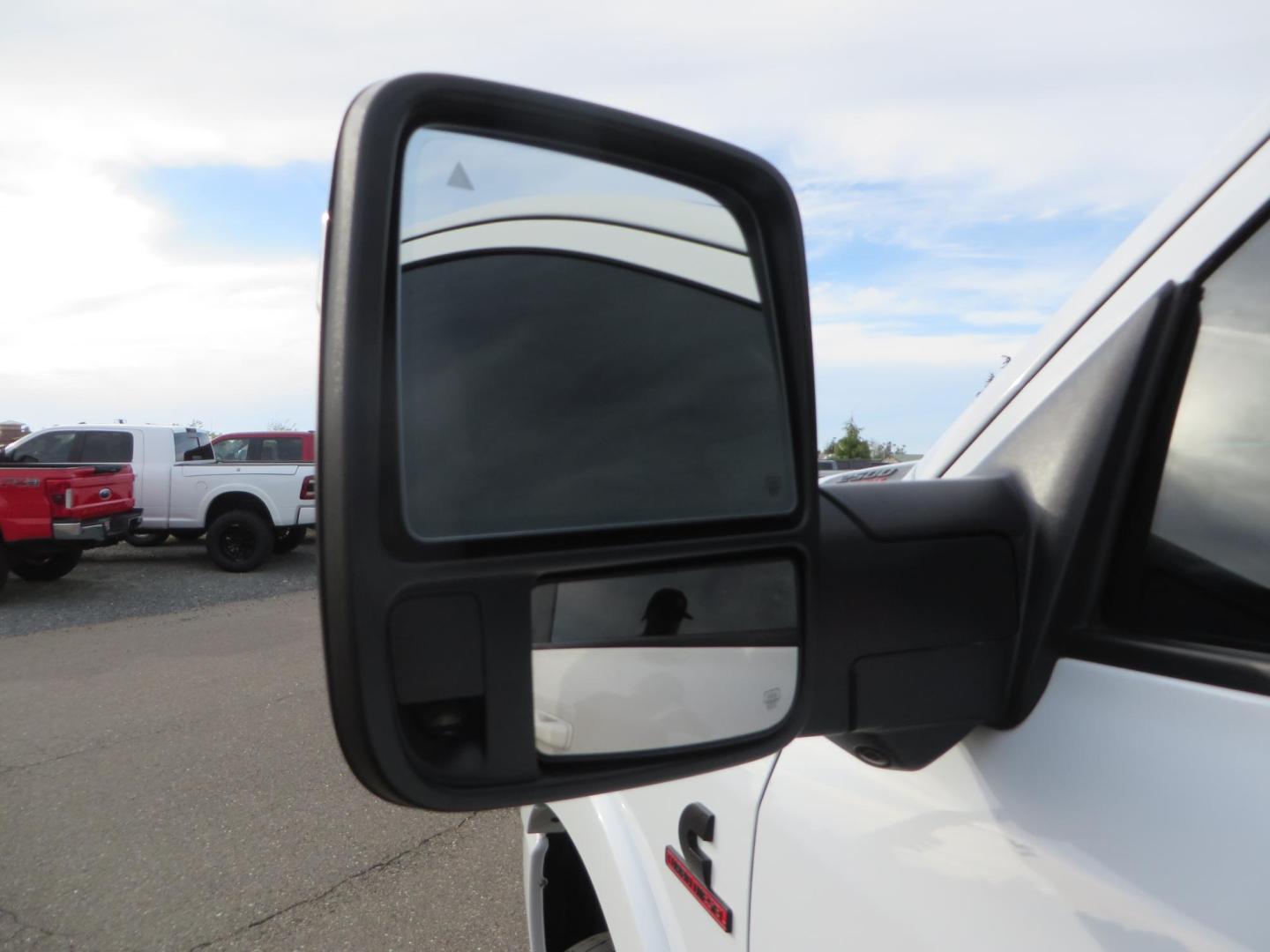 2023 White /Black RAM 2500 Limited Crew Cab SWB 4WD (3C6UR5SLXPG) with an 6.7L L6 OHV 24V TURBO DIESEL engine, 6A transmission, located at 2630 Grass Valley Highway, Auburn, CA, 95603, (530) 508-5100, 38.937893, -121.095482- Photo#14