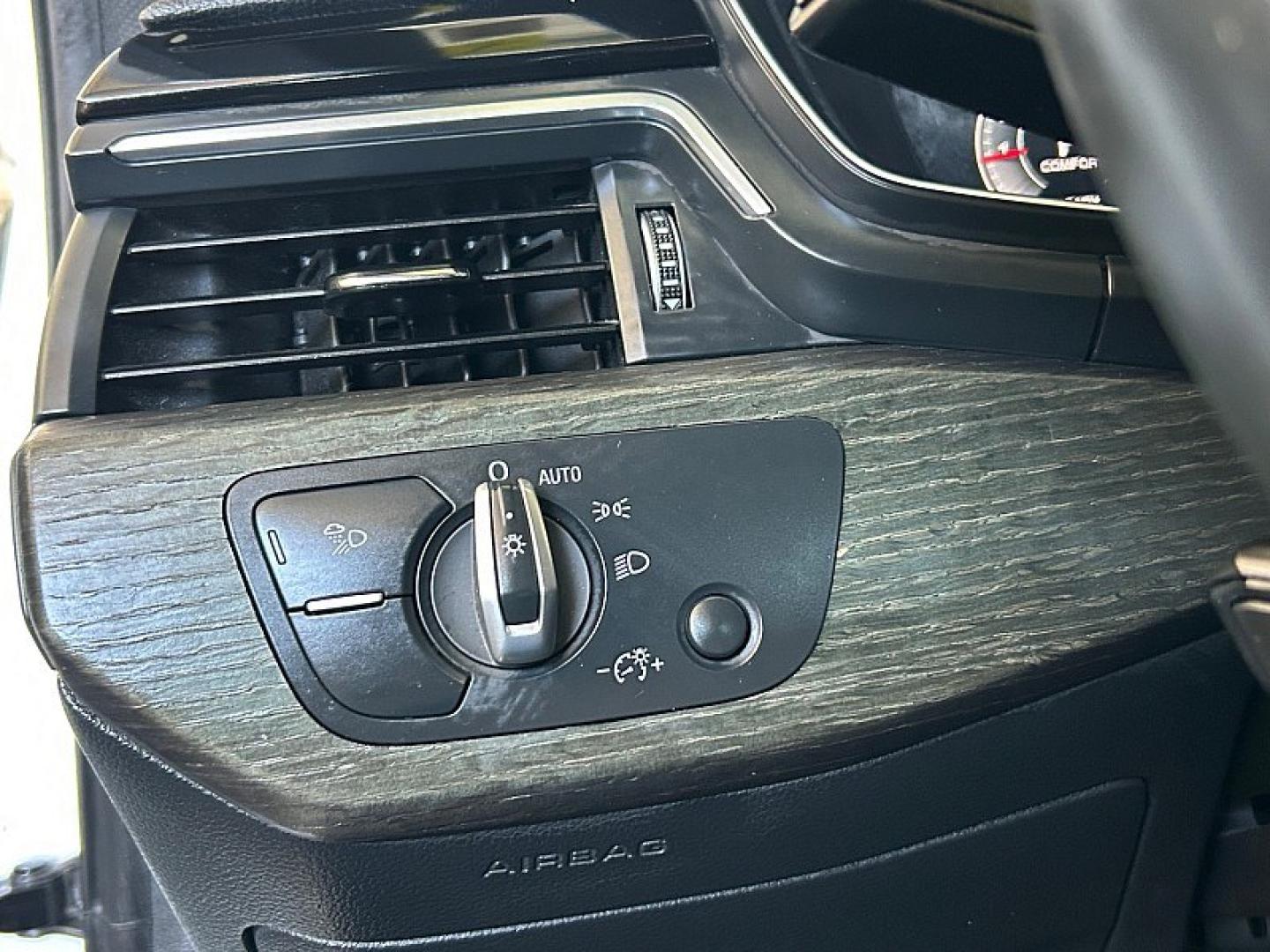 2023 White Audi A4 Sedan (WAUEAAF41PN) with an 4-Cyl Turbo 2.0L Hybrid engine, Automatic 7-Spd S tronic Dual-Clutch transmission, located at 412 Auto Vista Drive, Palmdale, 93551, (661) 945-0620, 34.592636, -118.136681- Photo#18