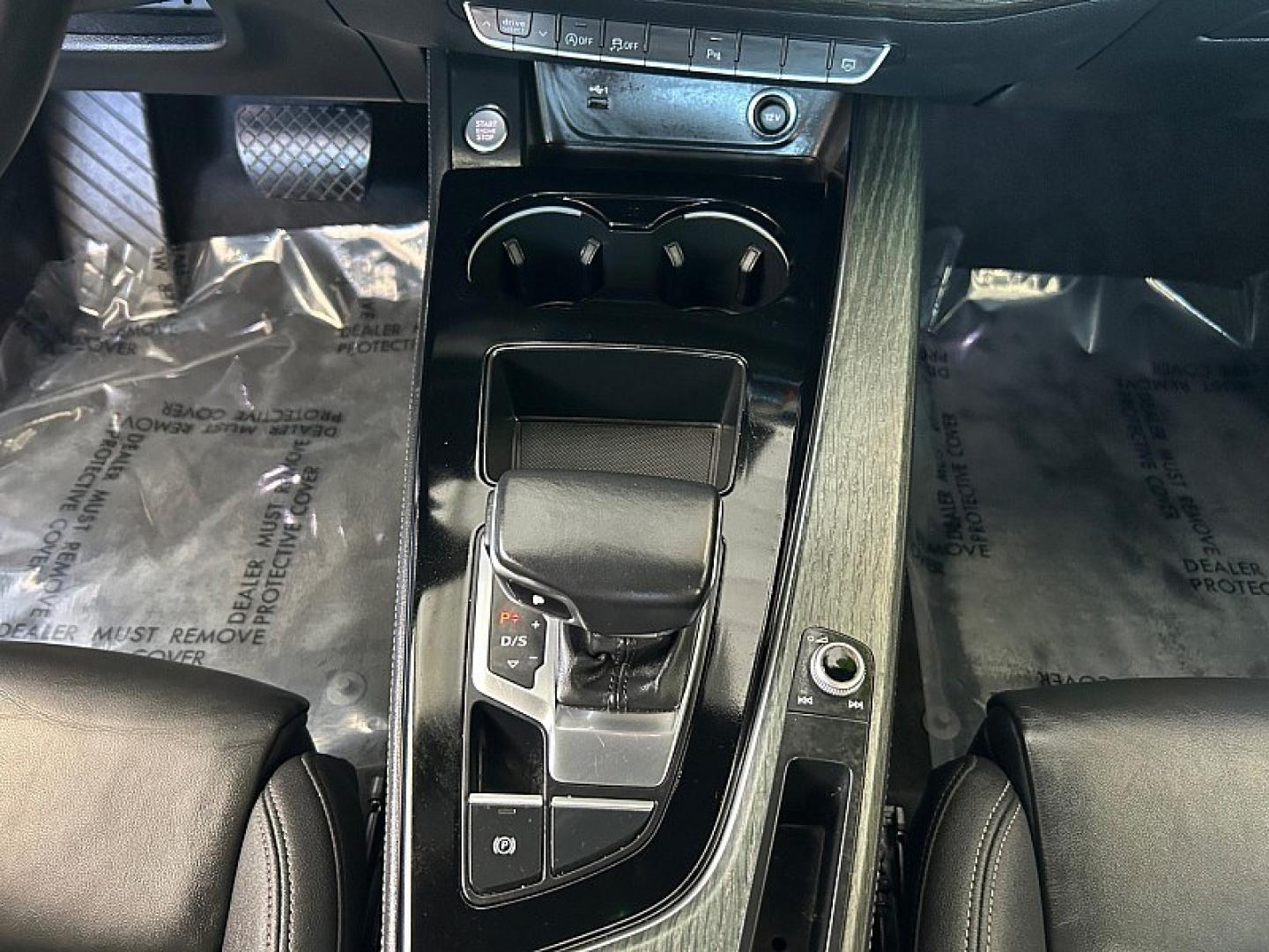 2023 White Audi A4 Sedan (WAUEAAF41PN) with an 4-Cyl Turbo 2.0L Hybrid engine, Automatic 7-Spd S tronic Dual-Clutch transmission, located at 412 Auto Vista Drive, Palmdale, 93551, (661) 945-0620, 34.592636, -118.136681- Photo#19