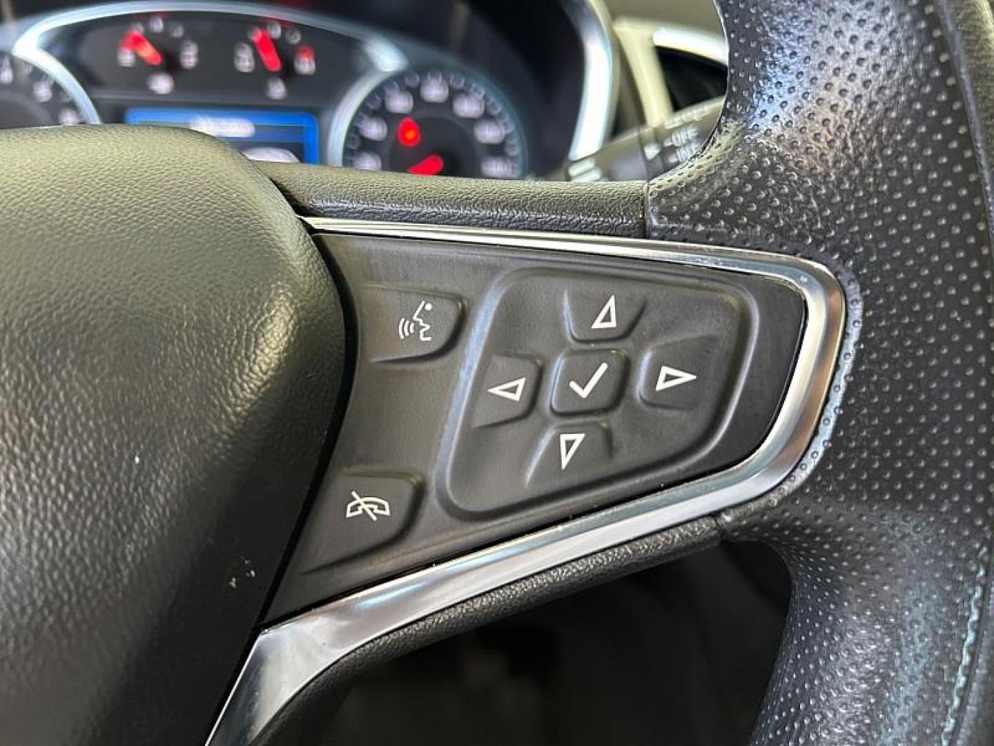 2023 WHITE Chevrolet Equinox (3GNAXKEG8PS) with an 4-Cyl Turbo 1.5 Liter engine, Automatic 6-Spd w/Overdrive transmission, located at 412 Auto Vista Drive, Palmdale, 93551, (661) 945-0620, 34.592636, -118.136681 - Photo#21