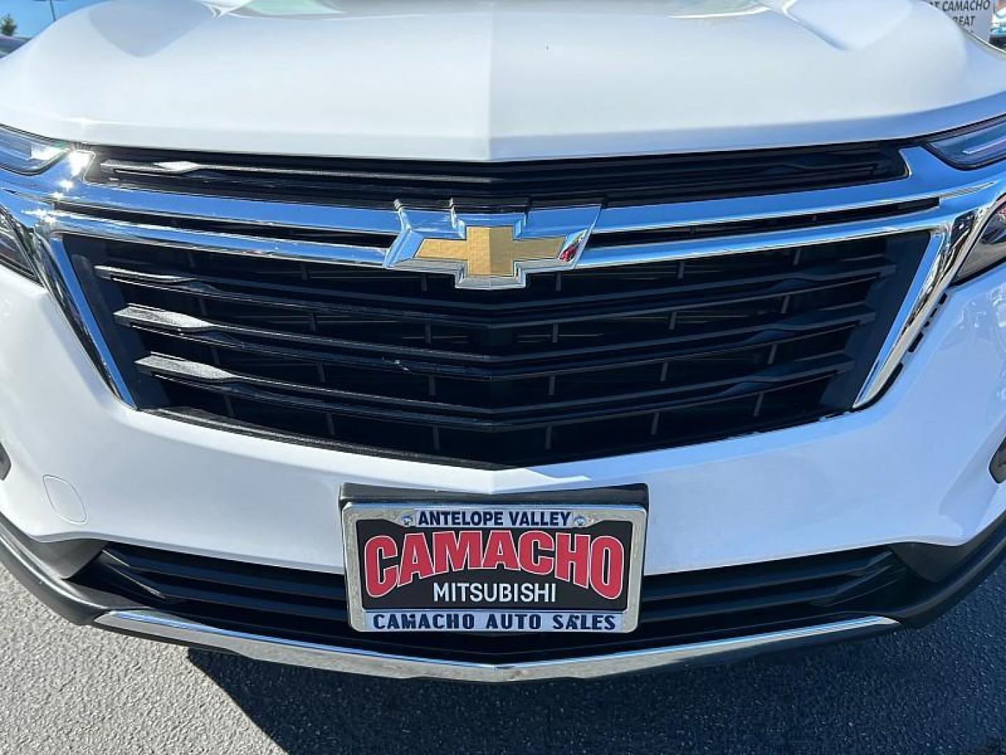 2023 WHITE Chevrolet Equinox (3GNAXKEG8PS) with an 4-Cyl Turbo 1.5 Liter engine, Automatic 6-Spd w/Overdrive transmission, located at 412 Auto Vista Drive, Palmdale, 93551, (661) 945-0620, 34.592636, -118.136681 - Photo#2