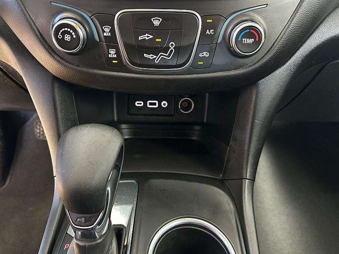 2023 GRAY Chevrolet Equinox (3GNAXKEG8PL) with an 4-Cyl Turbo 1.5 Liter engine, Automatic 6-Spd w/Overdrive transmission, located at 412 Auto Vista Drive, Palmdale, 93551, (661) 945-0620, 34.592636, -118.136681 - Photo#18