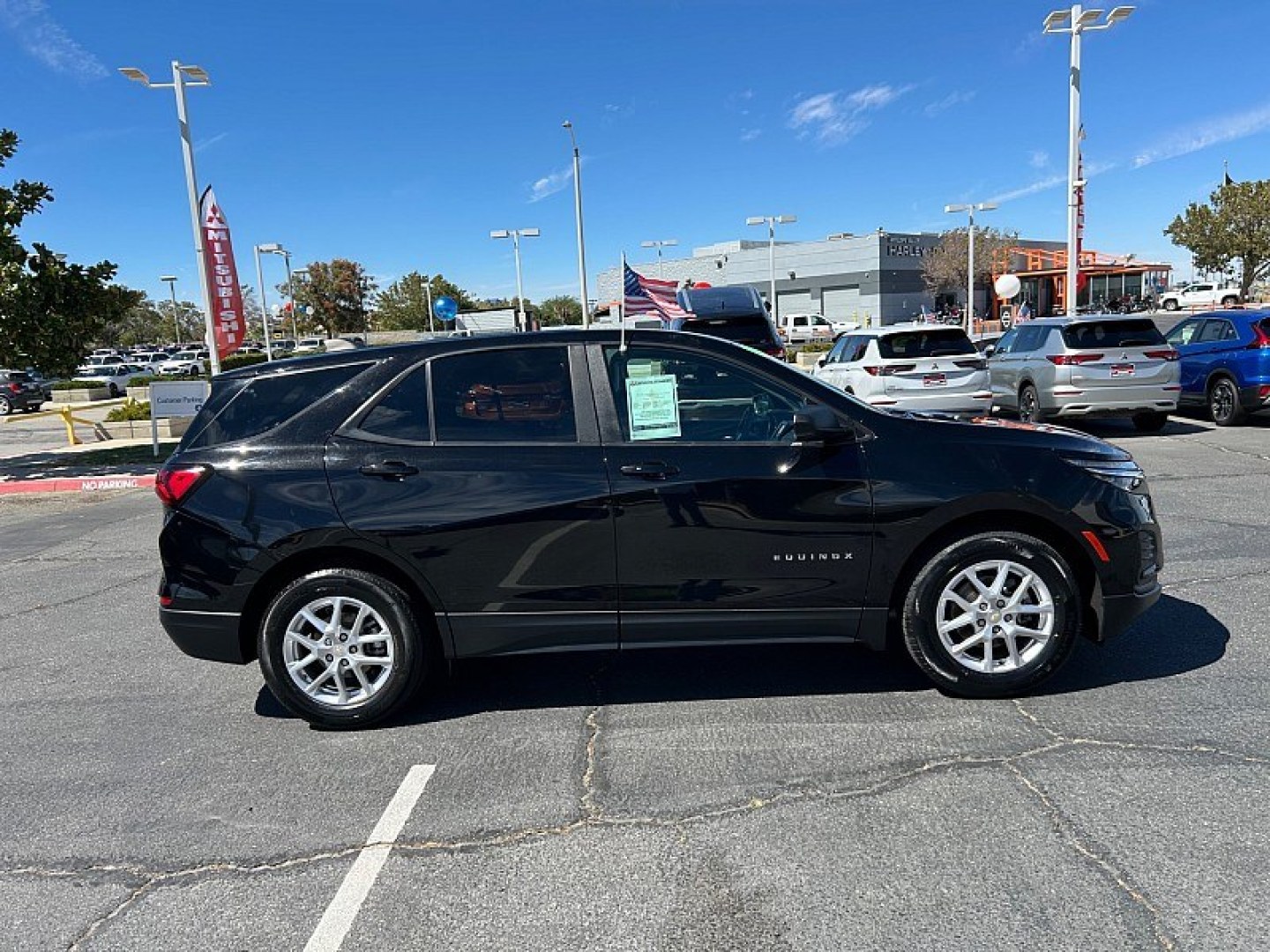 2023 Chevrolet Equinox (3GNAXHEG1PL) with an 4-Cyl Turbo 1.5 Liter engine, Automatic 6-Spd w/Overdrive transmission, located at 412 Auto Vista Drive, Palmdale, 93551, (661) 945-0620, 34.592636, -118.136681- Photo#4