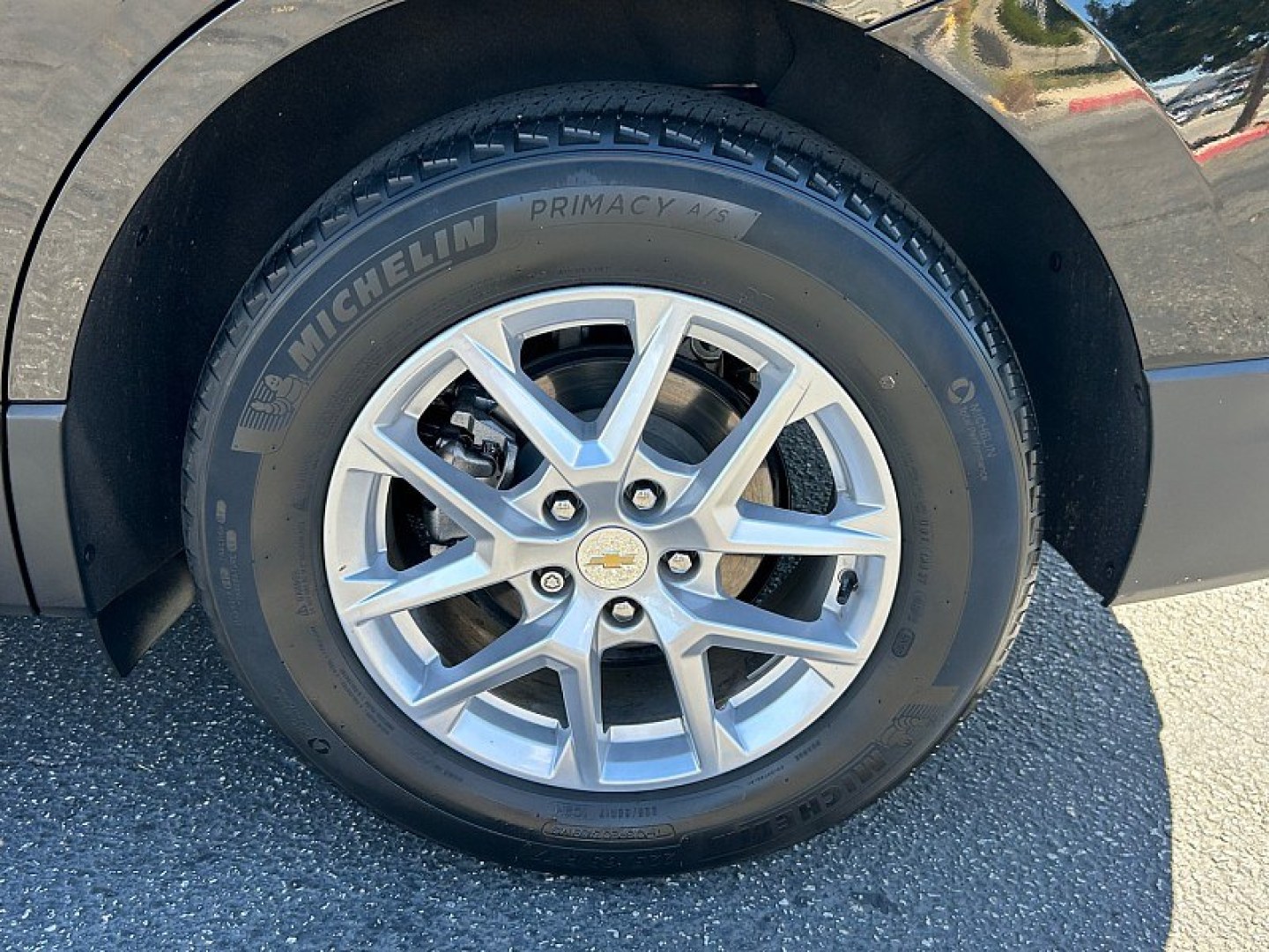 2023 Chevrolet Equinox (3GNAXHEG1PL) with an 4-Cyl Turbo 1.5 Liter engine, Automatic 6-Spd w/Overdrive transmission, located at 412 Auto Vista Drive, Palmdale, 93551, (661) 945-0620, 34.592636, -118.136681- Photo#12