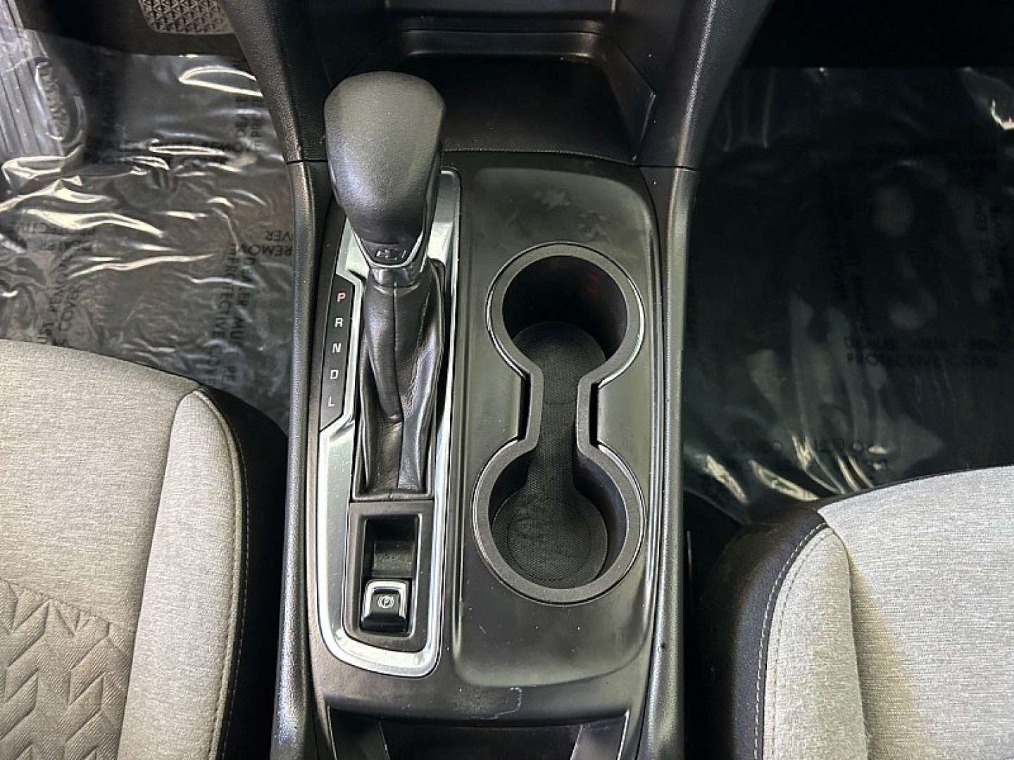 2023 Chevrolet Equinox (3GNAXHEG1PL) with an 4-Cyl Turbo 1.5 Liter engine, Automatic 6-Spd w/Overdrive transmission, located at 412 Auto Vista Drive, Palmdale, 93551, (661) 945-0620, 34.592636, -118.136681- Photo#21