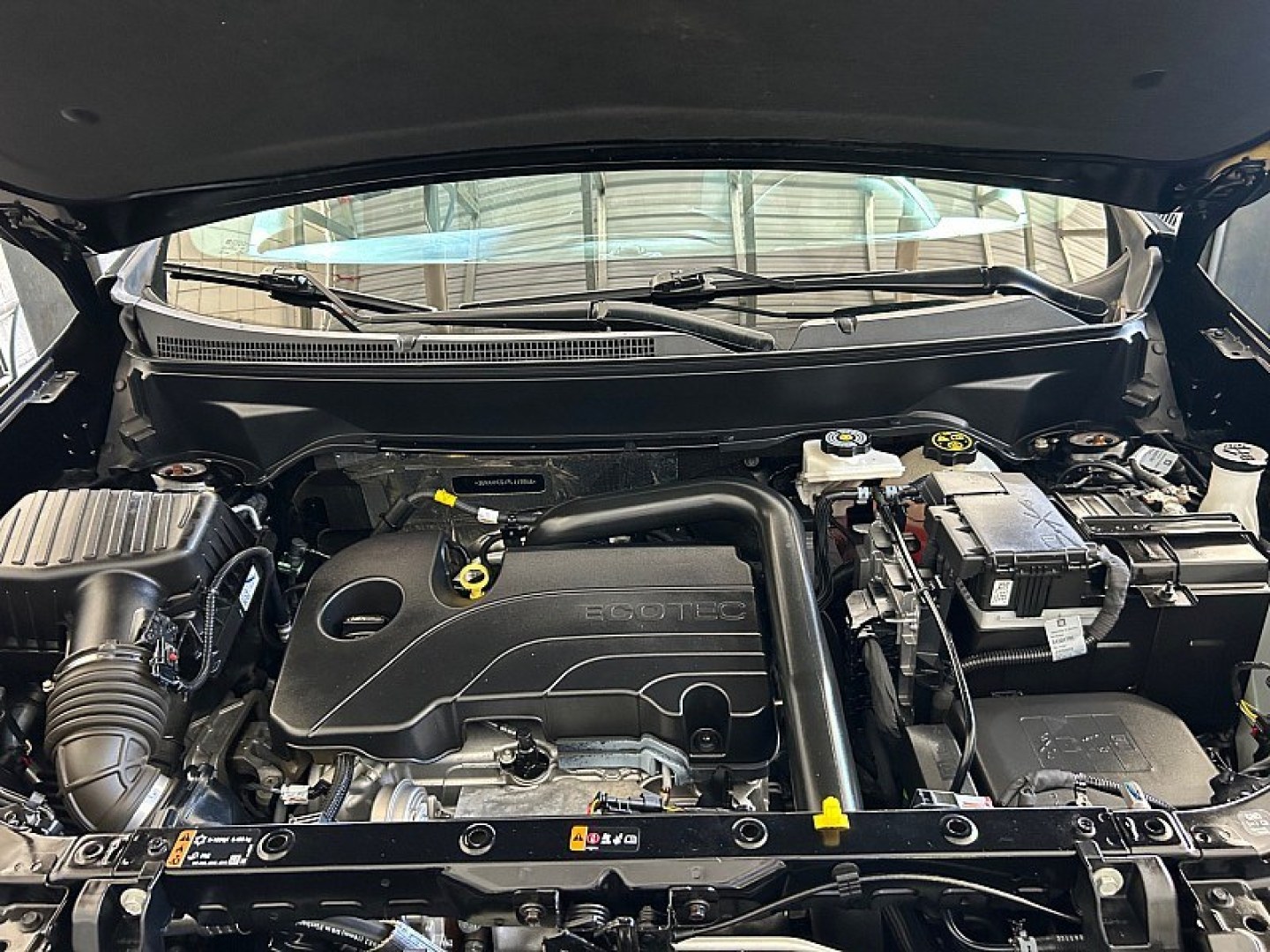 2023 Chevrolet Equinox (3GNAXHEG1PL) with an 4-Cyl Turbo 1.5 Liter engine, Automatic 6-Spd w/Overdrive transmission, located at 412 Auto Vista Drive, Palmdale, 93551, (661) 945-0620, 34.592636, -118.136681- Photo#25