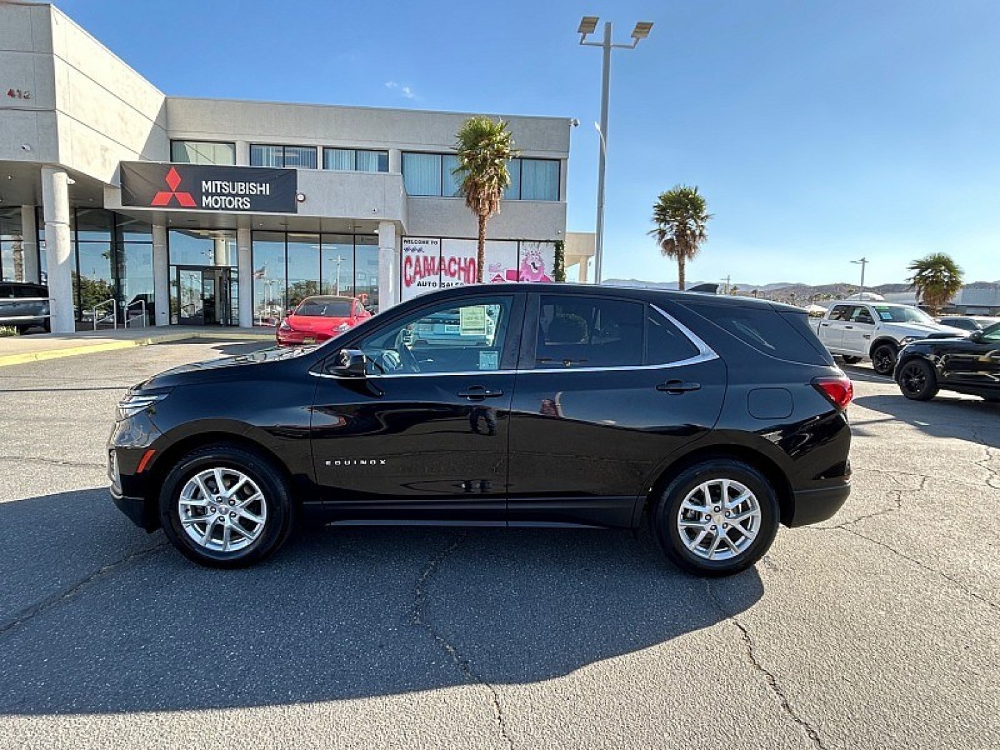 2023 Black Chevrolet Equinox (3GNAXKEG0PL) with an 4-Cyl Turbo 1.5 Liter engine, Automatic 6-Spd w/Overdrive transmission, located at 412 Auto Vista Drive, Palmdale, 93551, (661) 945-0620, 34.592636, -118.136681- Photo#3