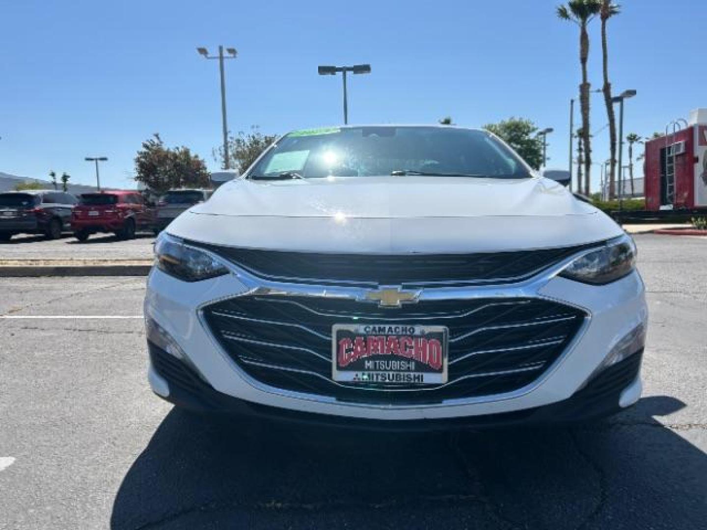 2023 WHITE Chevrolet Malibu (1G1ZD5ST8PF) with an 4-Cyl Turbo 1.5 Liter engine, Automatic CVT transmission, located at 412 Auto Vista Drive, Palmdale, 93551, (661) 945-0620, 34.592636, -118.136681 - Photo#5