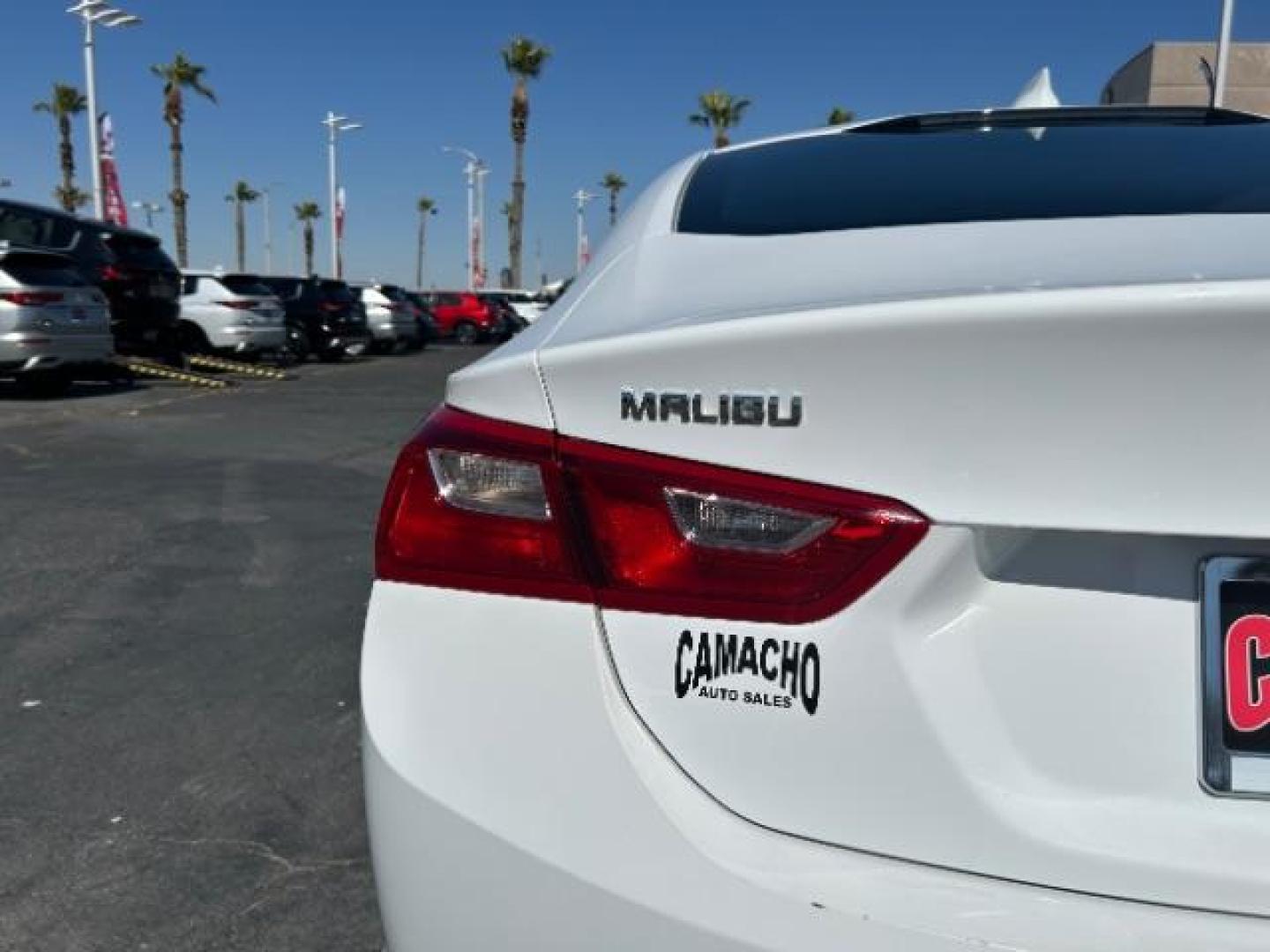 2023 WHITE Chevrolet Malibu (1G1ZD5ST8PF) with an 4-Cyl Turbo 1.5 Liter engine, Automatic CVT transmission, located at 412 Auto Vista Drive, Palmdale, 93551, (661) 945-0620, 34.592636, -118.136681 - Photo#11
