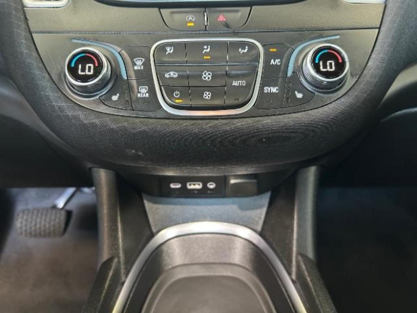 2023 WHITE Chevrolet Malibu (1G1ZD5ST8PF) with an 4-Cyl Turbo 1.5 Liter engine, Automatic CVT transmission, located at 412 Auto Vista Drive, Palmdale, 93551, (661) 945-0620, 34.592636, -118.136681 - Photo#20
