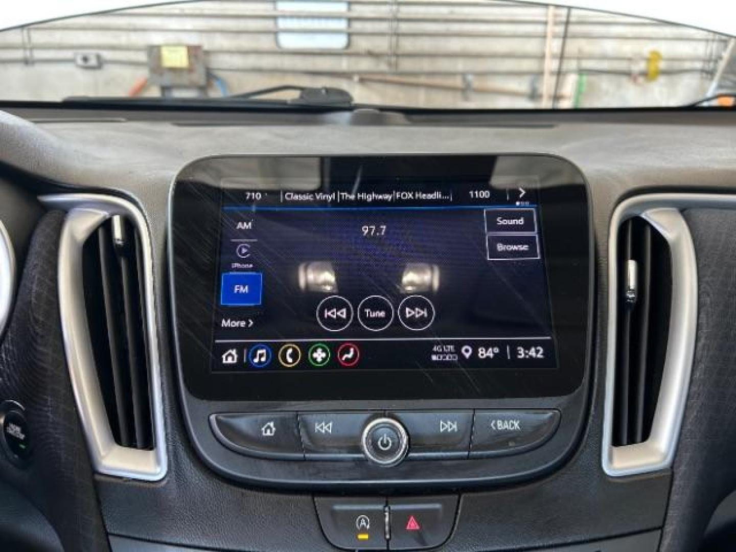 2023 WHITE Chevrolet Malibu (1G1ZD5ST8PF) with an 4-Cyl Turbo 1.5 Liter engine, Automatic CVT transmission, located at 412 Auto Vista Drive, Palmdale, 93551, (661) 945-0620, 34.592636, -118.136681 - Photo#21