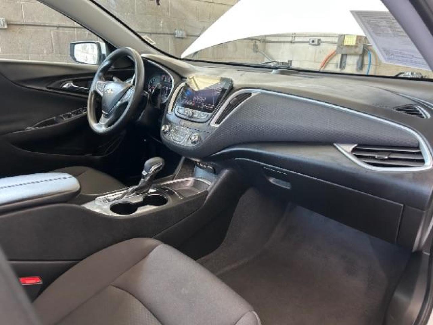 2023 WHITE Chevrolet Malibu (1G1ZD5ST8PF) with an 4-Cyl Turbo 1.5 Liter engine, Automatic CVT transmission, located at 412 Auto Vista Drive, Palmdale, 93551, (661) 945-0620, 34.592636, -118.136681 - Photo#28