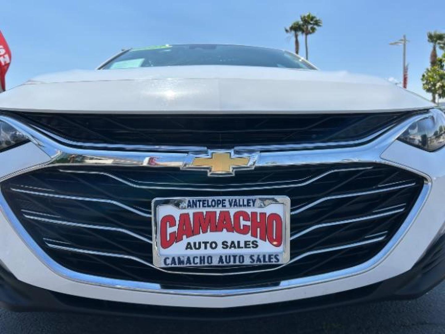 2023 WHITE Chevrolet Malibu (1G1ZD5ST2PF) with an 4-Cyl Turbo 1.5 Liter engine, Automatic CVT transmission, located at 412 Auto Vista Drive, Palmdale, 93551, (661) 945-0620, 34.592636, -118.136681 - Photo#8