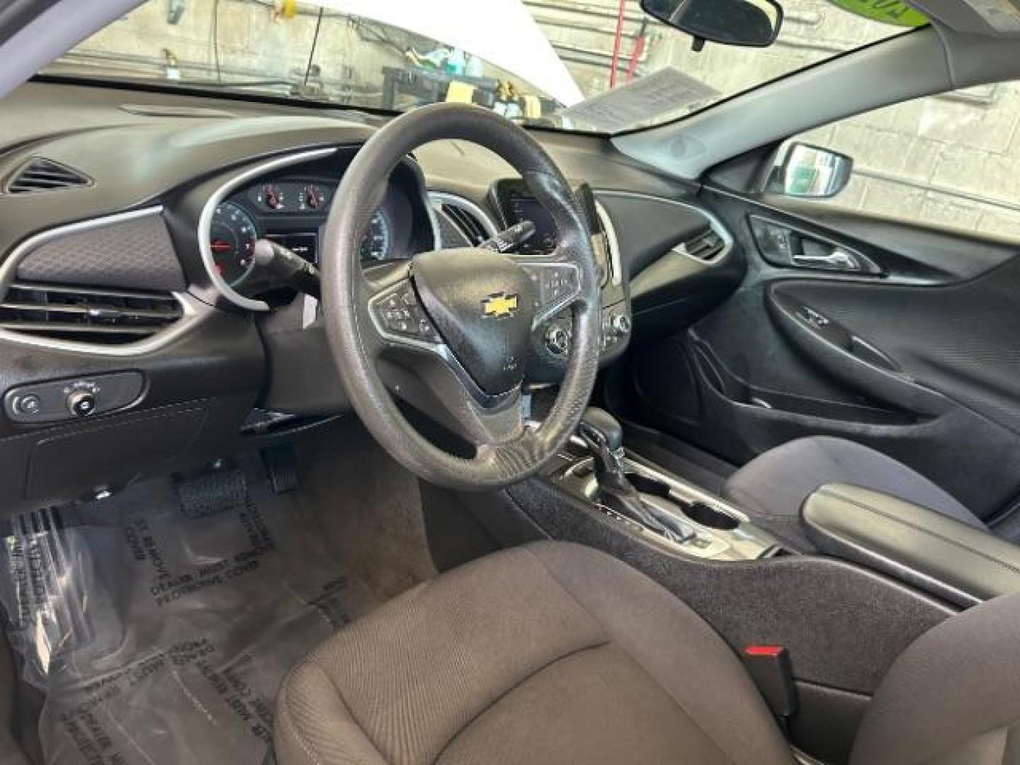 2023 WHITE Chevrolet Malibu (1G1ZD5ST2PF) with an 4-Cyl Turbo 1.5 Liter engine, Automatic CVT transmission, located at 412 Auto Vista Drive, Palmdale, 93551, (661) 945-0620, 34.592636, -118.136681 - Photo#17