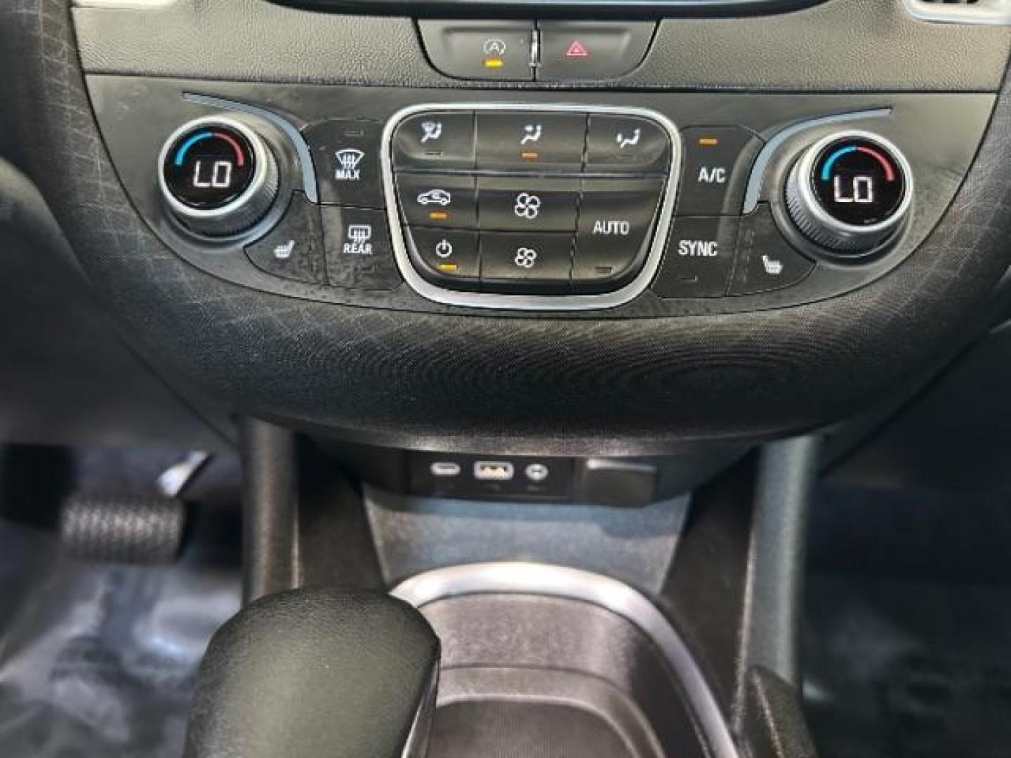 2023 WHITE Chevrolet Malibu (1G1ZD5ST2PF) with an 4-Cyl Turbo 1.5 Liter engine, Automatic CVT transmission, located at 412 Auto Vista Drive, Palmdale, 93551, (661) 945-0620, 34.592636, -118.136681 - Photo#21