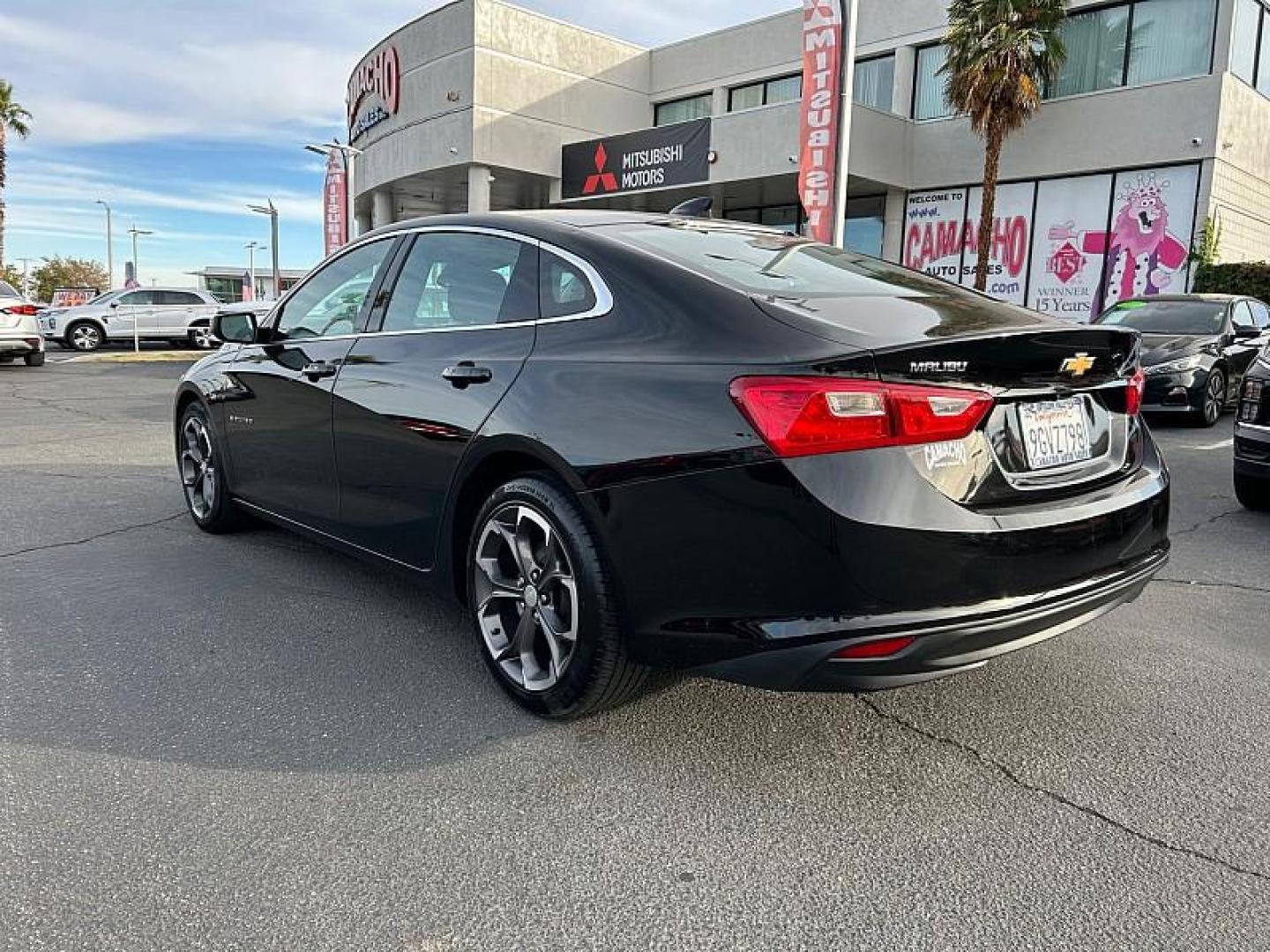 2023 BLACK Chevrolet Malibu (1G1ZD5ST8PF) with an 4-Cyl Turbo 1.5 Liter engine, Automatic CVT transmission, located at 412 Auto Vista Drive, Palmdale, 93551, (661) 945-0620, 34.592636, -118.136681 - Photo#7