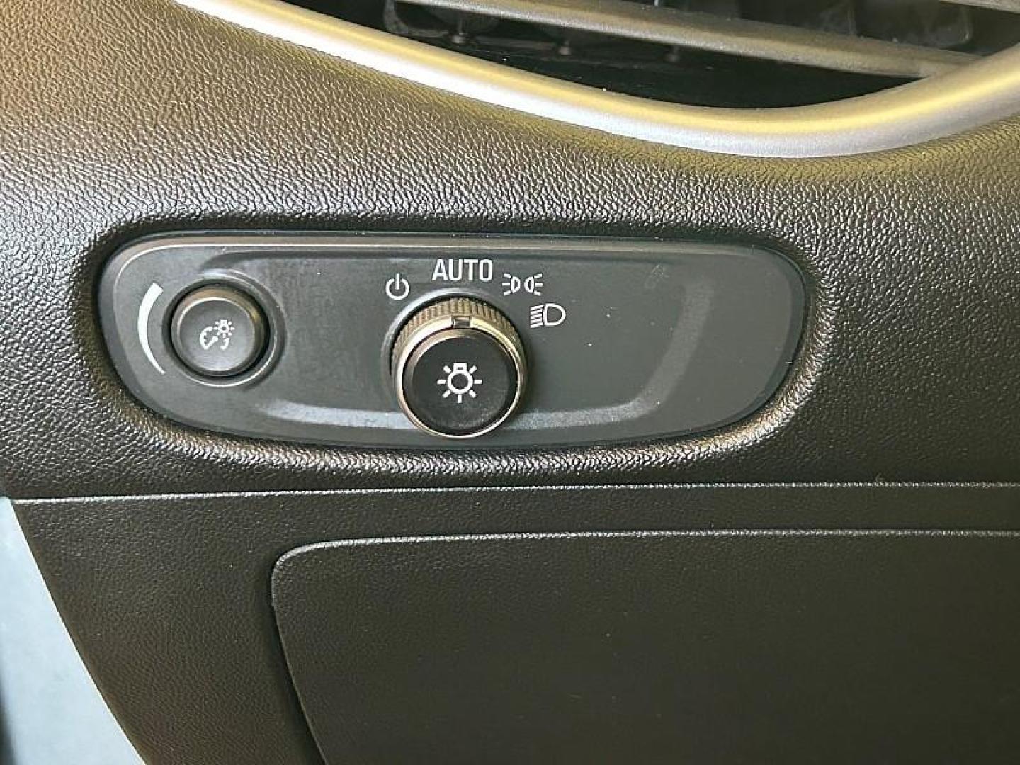 2023 GRAY Chevrolet Malibu (1G1ZD5ST2PF) with an 4-Cyl Turbo 1.5 Liter engine, Automatic CVT transmission, located at 412 Auto Vista Drive, Palmdale, 93551, (661) 945-0620, 34.592636, -118.136681 - Photo#27