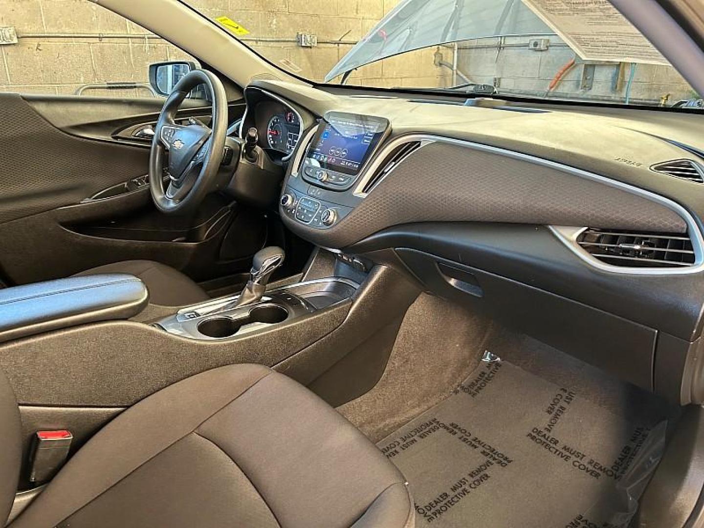 2023 GRAY Chevrolet Malibu (1G1ZD5ST2PF) with an 4-Cyl Turbo 1.5 Liter engine, Automatic CVT transmission, located at 412 Auto Vista Drive, Palmdale, 93551, (661) 945-0620, 34.592636, -118.136681 - Photo#39