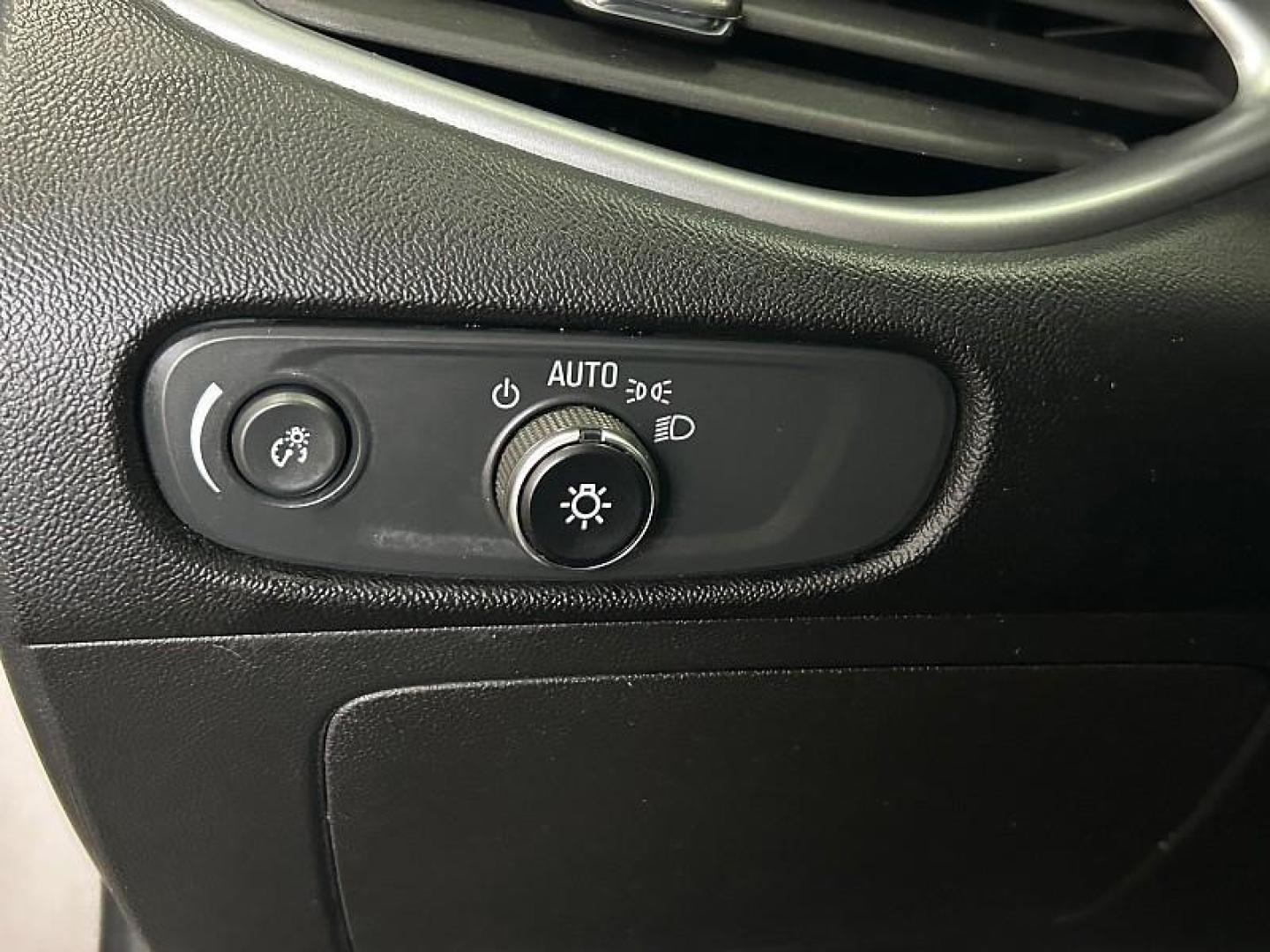 2023 GRAY Chevrolet Malibu (1G1ZD5ST6PF) with an 4-Cyl Turbo 1.5 Liter engine, Automatic CVT transmission, located at 412 Auto Vista Drive, Palmdale, 93551, (661) 945-0620, 34.592636, -118.136681 - Photo#2