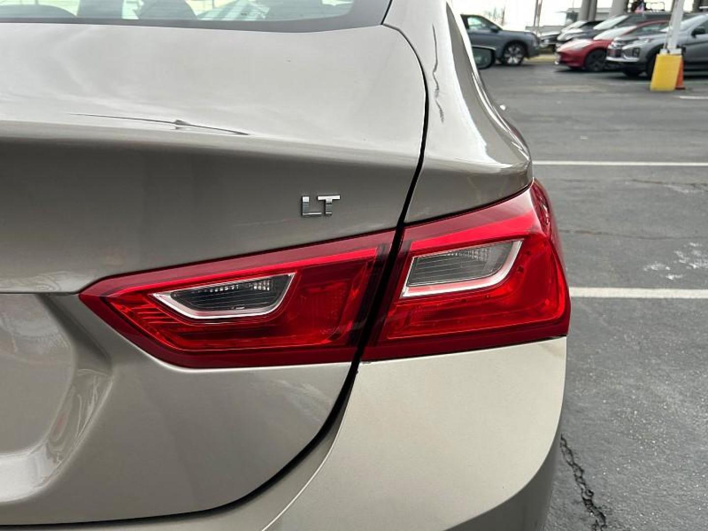 2023 GRAY Chevrolet Malibu (1G1ZD5ST6PF) with an 4-Cyl Turbo 1.5 Liter engine, Automatic CVT transmission, located at 412 Auto Vista Drive, Palmdale, 93551, (661) 945-0620, 34.592636, -118.136681 - Photo#21