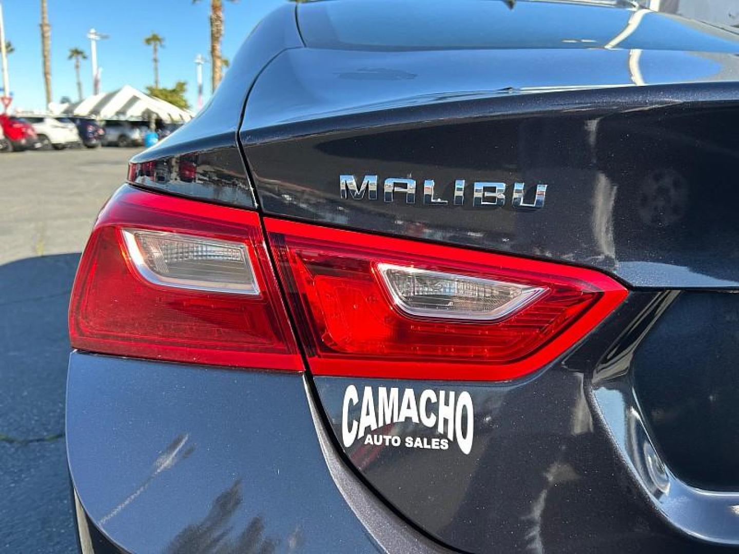 2023 GRAY Chevrolet Malibu (1G1ZD5ST9PF) with an 4-Cyl Turbo 1.5 Liter engine, Automatic CVT transmission, located at 412 Auto Vista Drive, Palmdale, 93551, (661) 945-0620, 34.592636, -118.136681- Photo#3