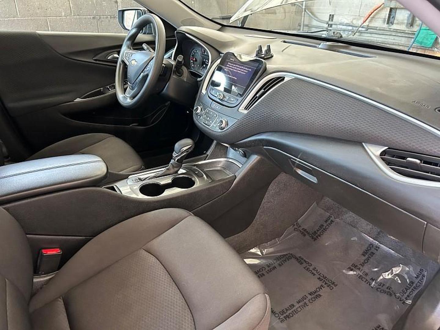 2023 GRAY Chevrolet Malibu (1G1ZD5ST9PF) with an 4-Cyl Turbo 1.5 Liter engine, Automatic CVT transmission, located at 412 Auto Vista Drive, Palmdale, 93551, (661) 945-0620, 34.592636, -118.136681- Photo#17