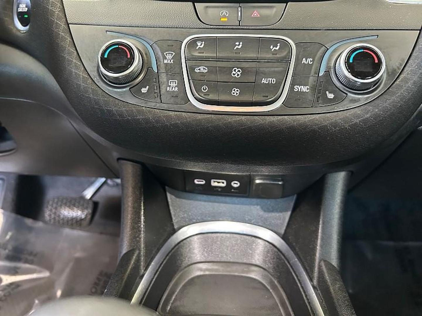 2023 GRAY Chevrolet Malibu (1G1ZD5ST9PF) with an 4-Cyl Turbo 1.5 Liter engine, Automatic CVT transmission, located at 412 Auto Vista Drive, Palmdale, 93551, (661) 945-0620, 34.592636, -118.136681- Photo#31
