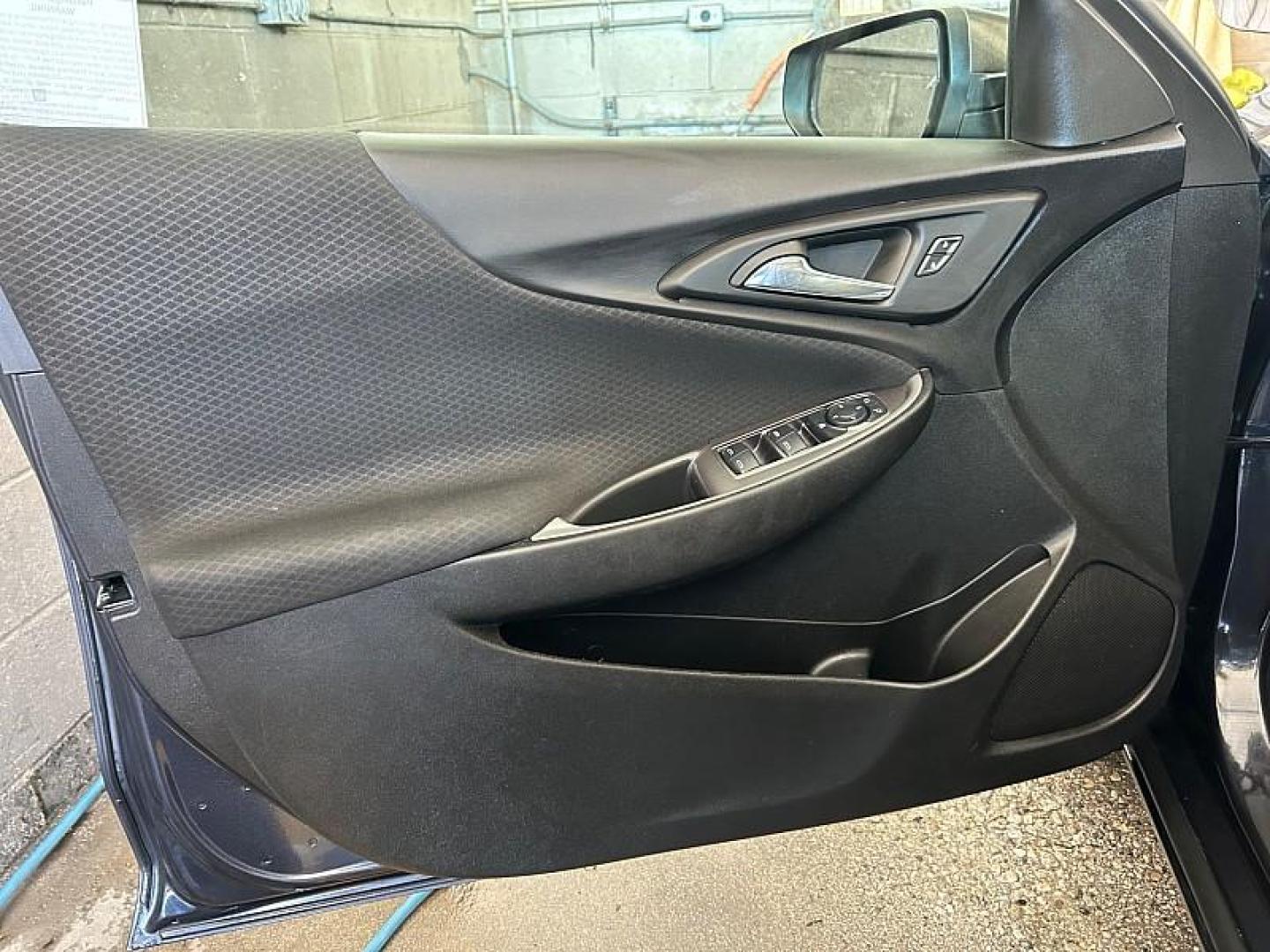 2023 GRAY Chevrolet Malibu (1G1ZD5ST9PF) with an 4-Cyl Turbo 1.5 Liter engine, Automatic CVT transmission, located at 412 Auto Vista Drive, Palmdale, 93551, (661) 945-0620, 34.592636, -118.136681- Photo#46