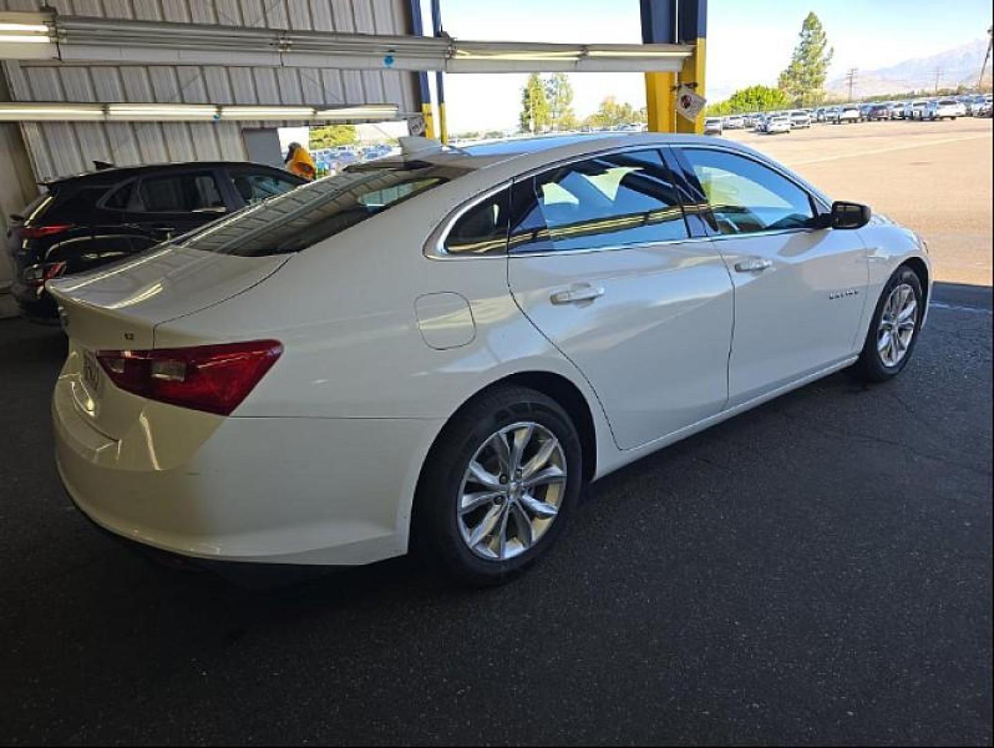 2023 WHITE Chevrolet Malibu (1G1ZD5ST7PF) with an 4-Cyl Turbo 1.5 Liter engine, Automatic CVT transmission, located at 412 Auto Vista Drive, Palmdale, 93551, (661) 945-0620, 34.592636, -118.136681- Photo#3