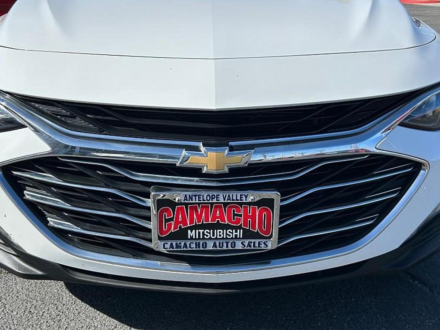 2023 WHITE Chevrolet Malibu (1G1ZD5ST7PF) with an 4-Cyl Turbo 1.5 Liter engine, Automatic CVT transmission, located at 412 Auto Vista Drive, Palmdale, 93551, (661) 945-0620, 34.592636, -118.136681- Photo#13