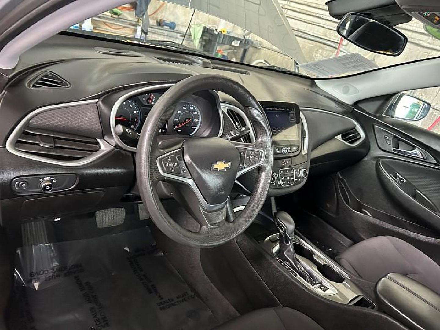 2023 GRAY Chevrolet Malibu (1G1ZD5ST7PF) with an 4-Cyl Turbo 1.5 Liter engine, Automatic CVT transmission, located at 412 Auto Vista Drive, Palmdale, 93551, (661) 945-0620, 34.592636, -118.136681 - Photo#43