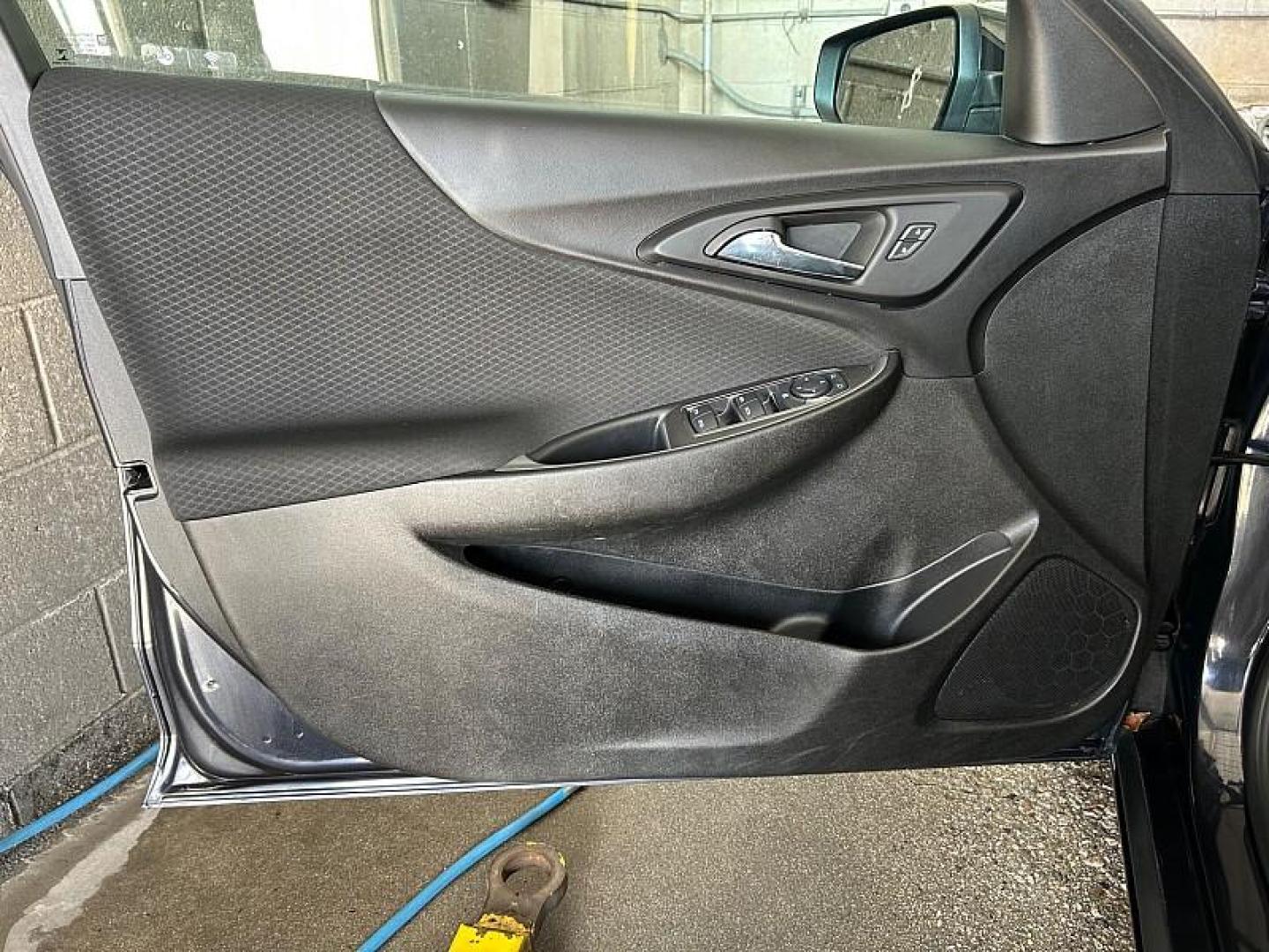 2023 GRAY Chevrolet Malibu (1G1ZD5STXPF) with an 4-Cyl Turbo 1.5 Liter engine, Automatic CVT transmission, located at 412 Auto Vista Drive, Palmdale, 93551, (661) 945-0620, 34.592636, -118.136681 - Photo#36