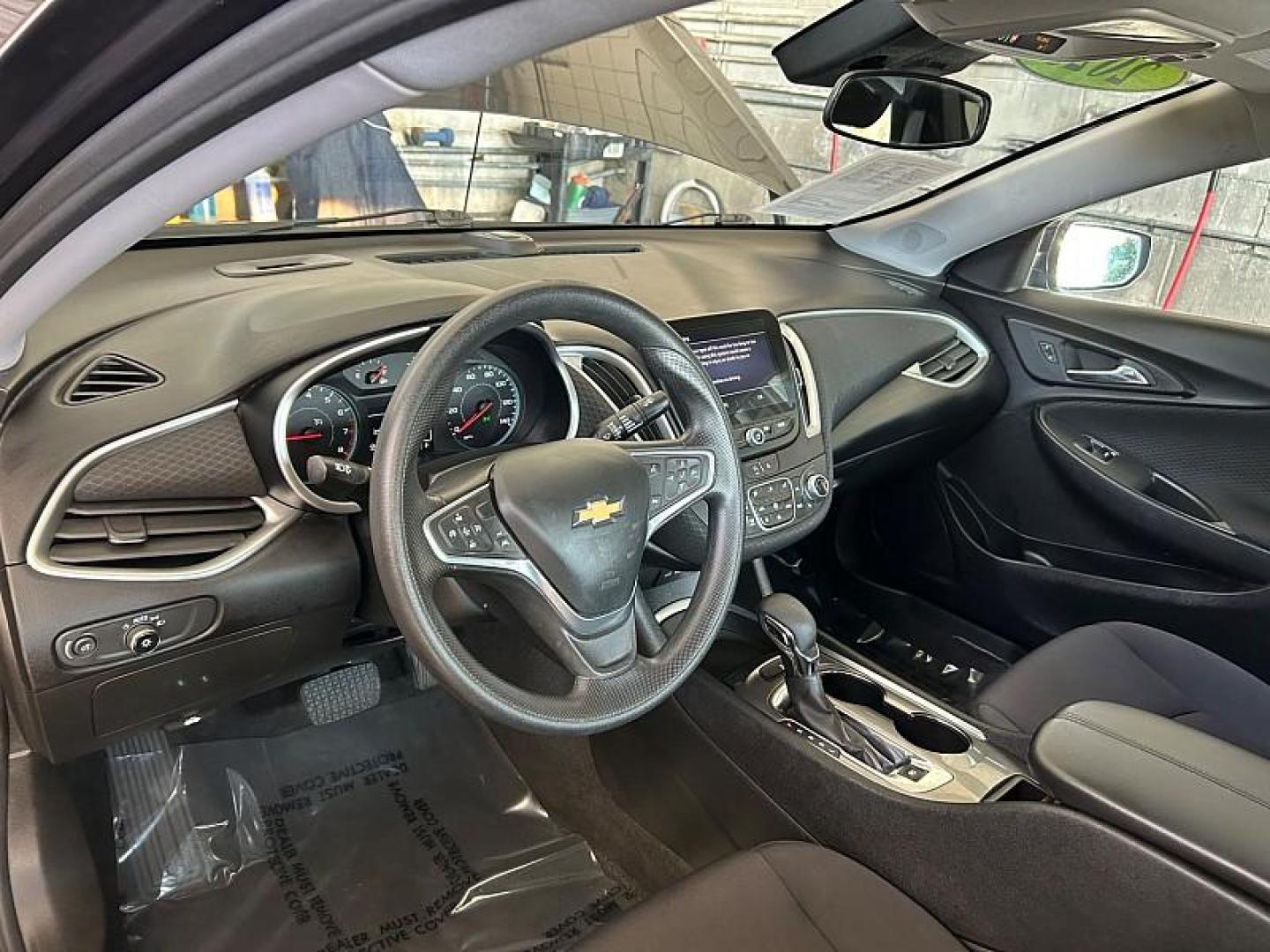 2023 GRAY Chevrolet Malibu (1G1ZD5STXPF) with an 4-Cyl Turbo 1.5 Liter engine, Automatic CVT transmission, located at 412 Auto Vista Drive, Palmdale, 93551, (661) 945-0620, 34.592636, -118.136681 - Photo#38