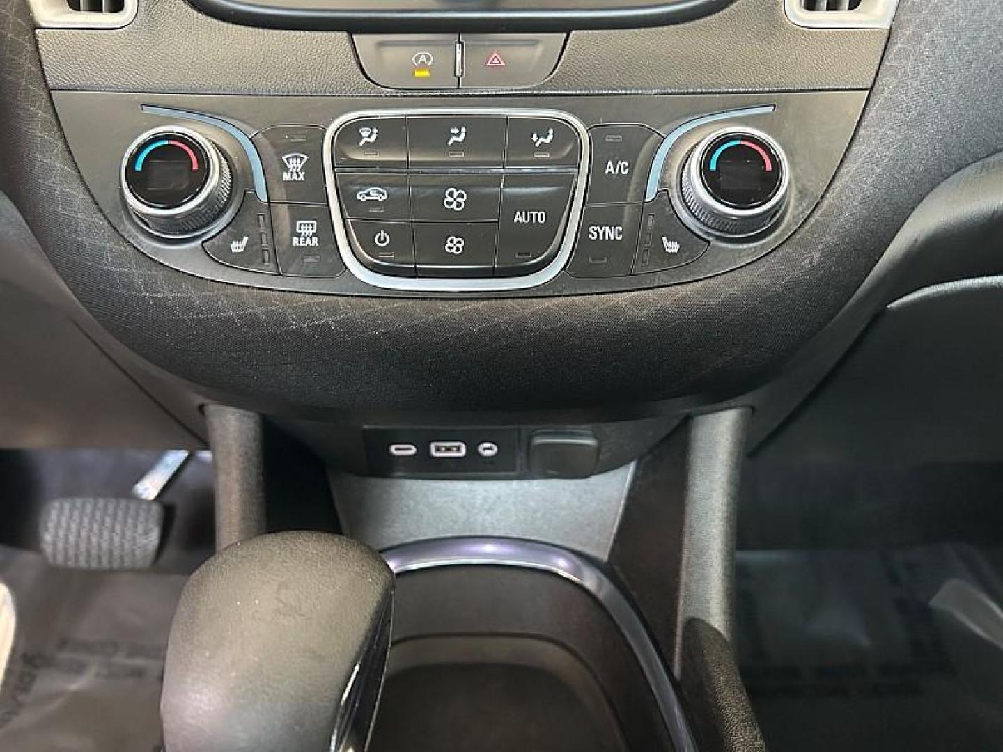 2023 GRAY Chevrolet Malibu (1G1ZD5STXPF) with an 4-Cyl Turbo 1.5 Liter engine, Automatic CVT transmission, located at 412 Auto Vista Drive, Palmdale, 93551, (661) 945-0620, 34.592636, -118.136681 - Photo#45