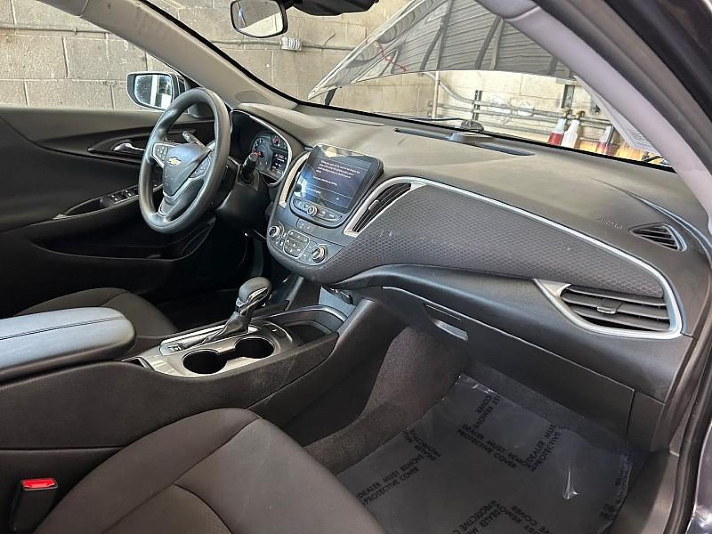 2023 GRAY Chevrolet Malibu (1G1ZD5STXPF) with an 4-Cyl Turbo 1.5 Liter engine, Automatic CVT transmission, located at 412 Auto Vista Drive, Palmdale, 93551, (661) 945-0620, 34.592636, -118.136681 - Photo#56