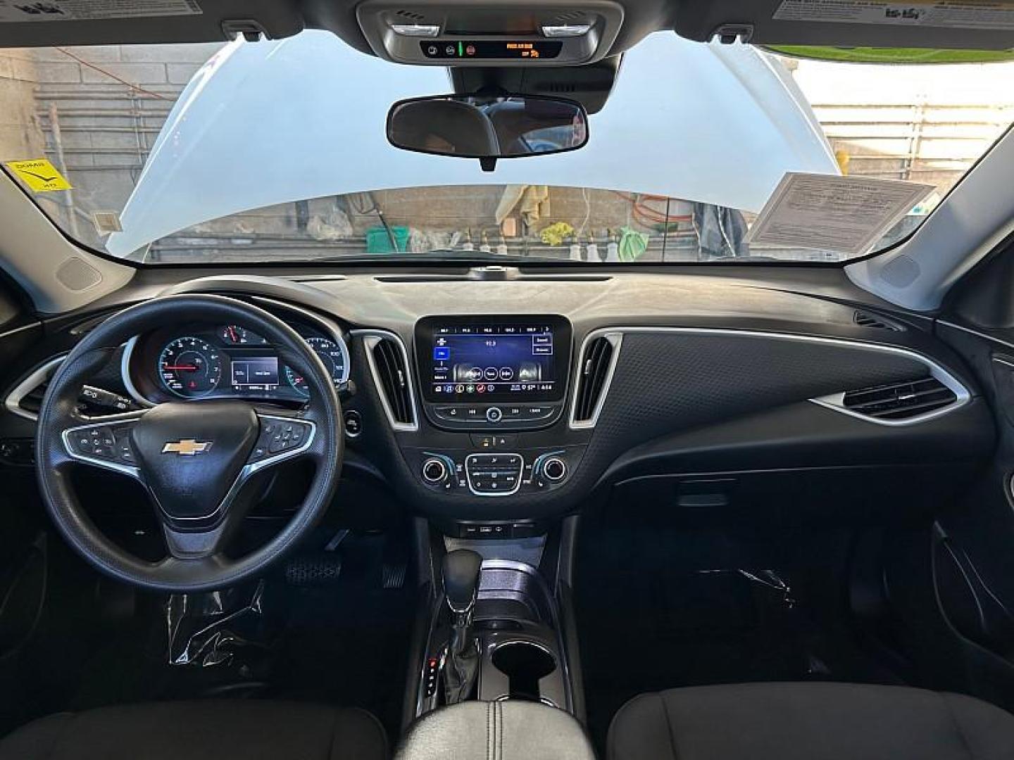 2023 WHITE Chevrolet Malibu (1G1ZD5ST2PF) with an 4-Cyl Turbo 1.5 Liter engine, Automatic CVT transmission, located at 412 Auto Vista Drive, Palmdale, 93551, (661) 945-0620, 34.592636, -118.136681- Photo#17