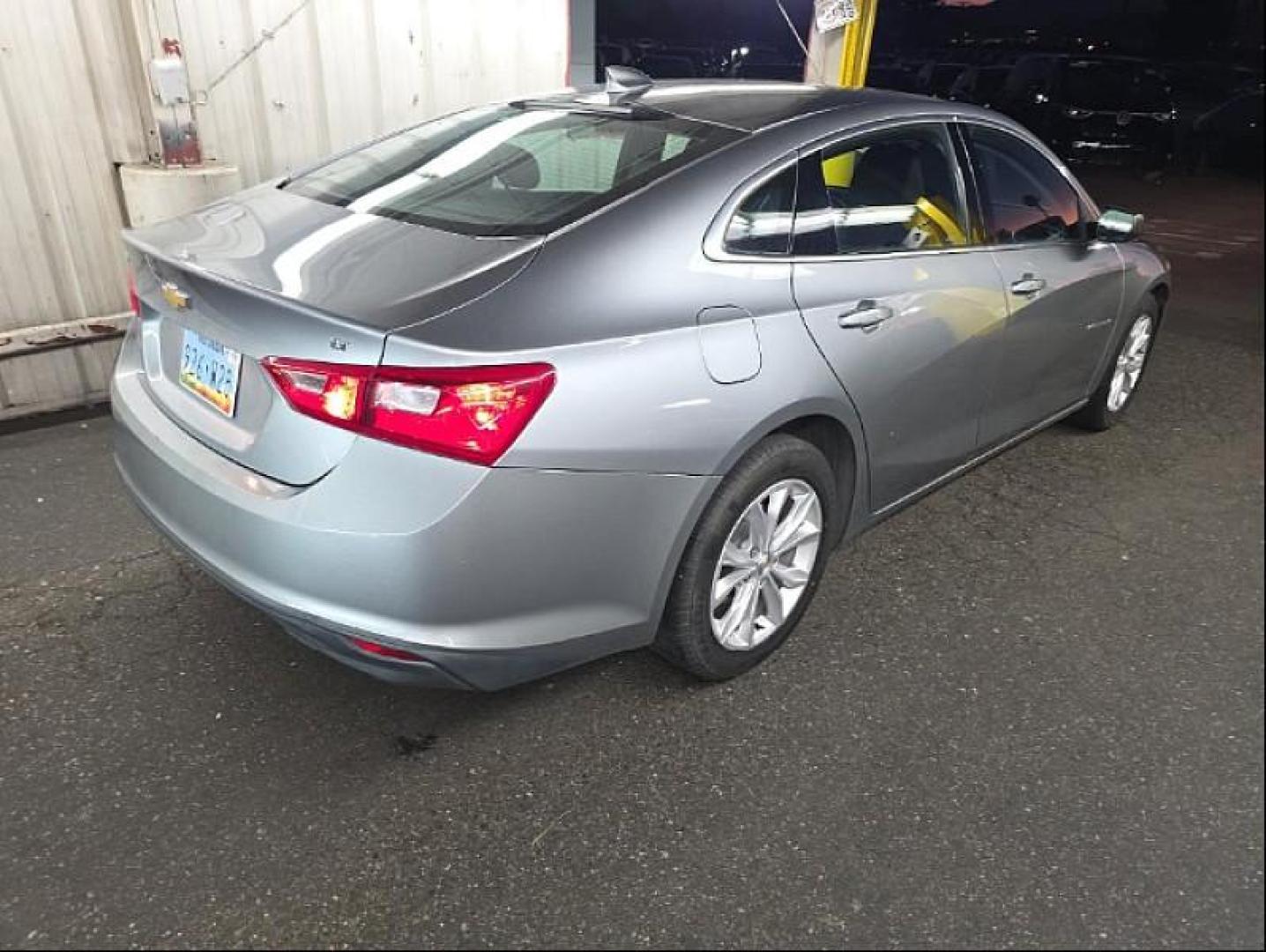 2023 GRAY Chevrolet Malibu (1G1ZD5STXPF) with an 4-Cyl Turbo 1.5 Liter engine, Automatic CVT transmission, located at 412 Auto Vista Drive, Palmdale, 93551, (661) 945-0620, 34.592636, -118.136681 - Photo#3