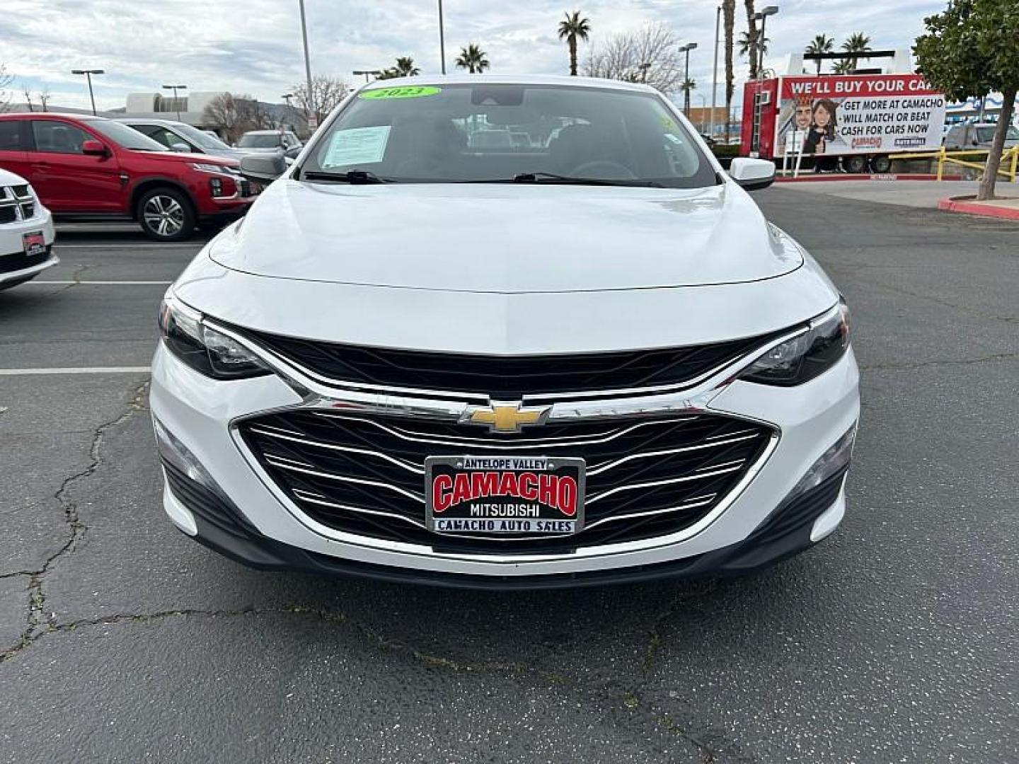 2023 WHITE Chevrolet Malibu (1G1ZD5ST7PF) with an 4-Cyl Turbo 1.5 Liter engine, Automatic CVT transmission, located at 412 Auto Vista Drive, Palmdale, 93551, (661) 945-0620, 34.592636, -118.136681 - Photo#10