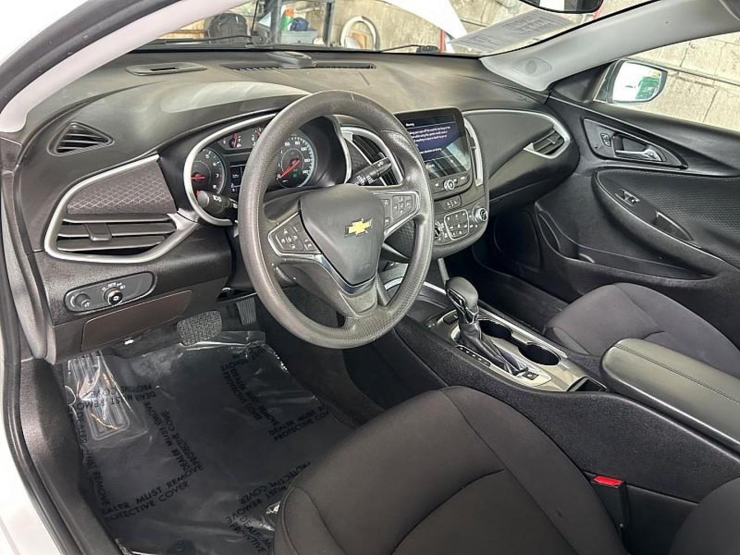 2023 WHITE Chevrolet Malibu (1G1ZD5ST7PF) with an 4-Cyl Turbo 1.5 Liter engine, Automatic CVT transmission, located at 412 Auto Vista Drive, Palmdale, 93551, (661) 945-0620, 34.592636, -118.136681 - Photo#22
