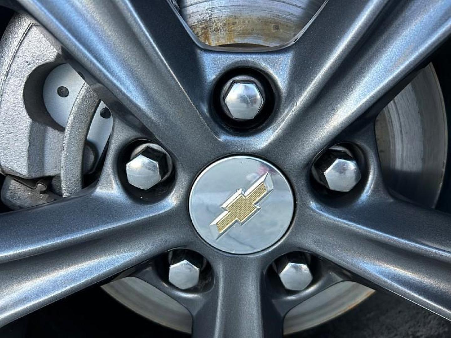 2023 GRAY Chevrolet Malibu (1G1ZD5ST2PF) with an 4-Cyl Turbo 1.5 Liter engine, Automatic CVT transmission, located at 412 Auto Vista Drive, Palmdale, 93551, (661) 945-0620, 34.592636, -118.136681 - Photo#11