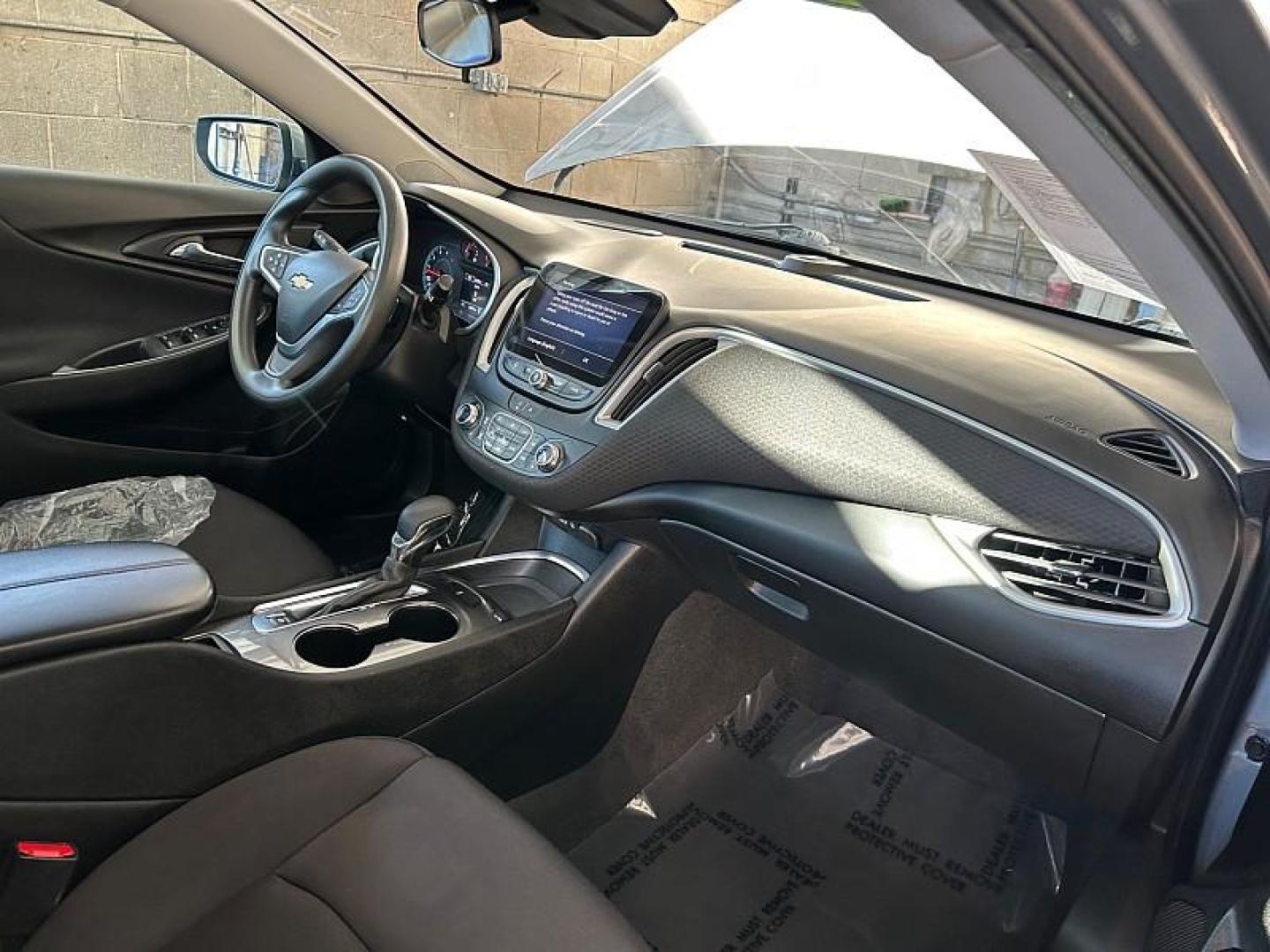 2023 GRAY Chevrolet Malibu (1G1ZD5ST2PF) with an 4-Cyl Turbo 1.5 Liter engine, Automatic CVT transmission, located at 412 Auto Vista Drive, Palmdale, 93551, (661) 945-0620, 34.592636, -118.136681 - Photo#27