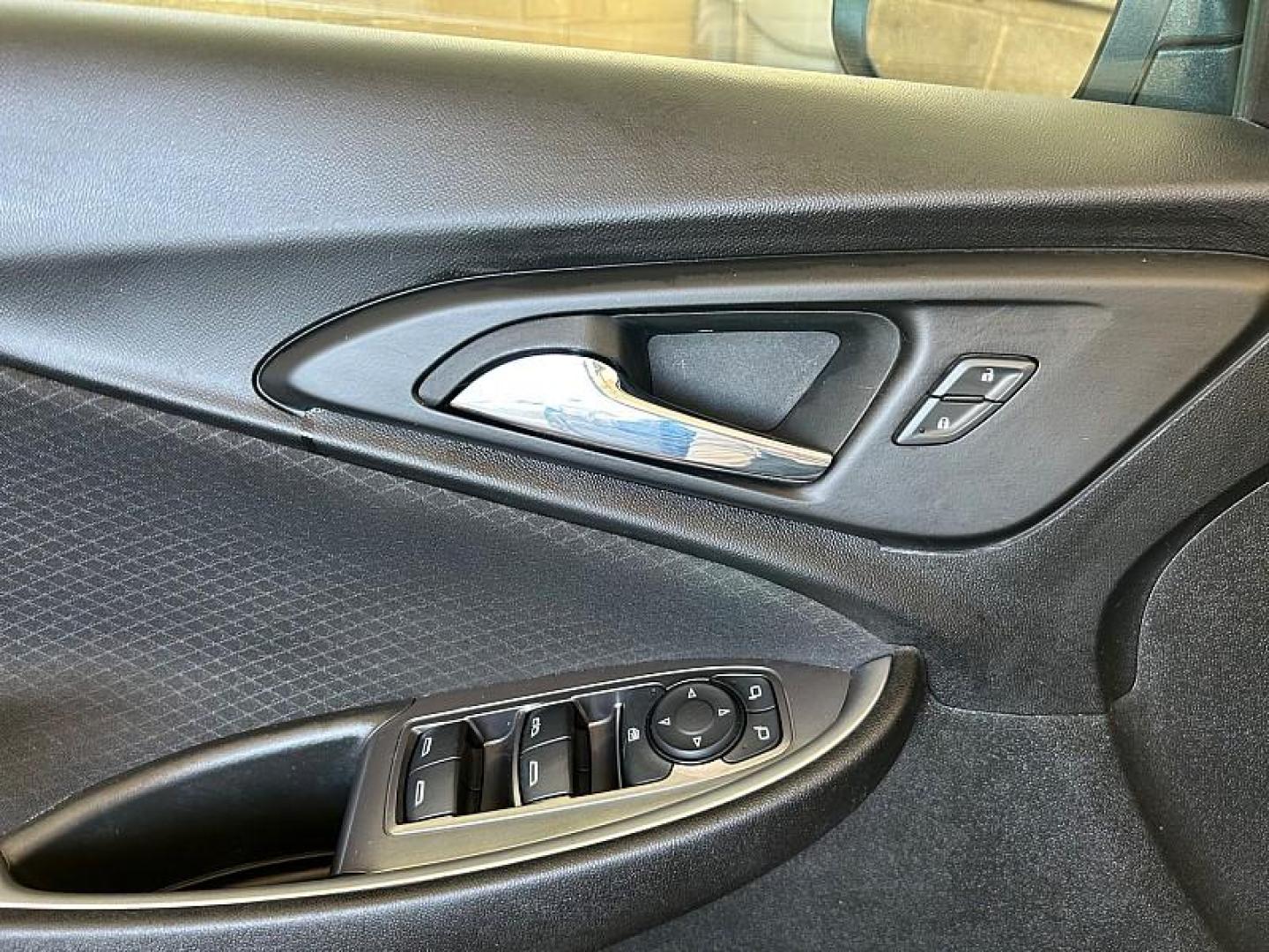 2023 GRAY Chevrolet Malibu (1G1ZD5ST2PF) with an 4-Cyl Turbo 1.5 Liter engine, Automatic CVT transmission, located at 412 Auto Vista Drive, Palmdale, 93551, (661) 945-0620, 34.592636, -118.136681 - Photo#28