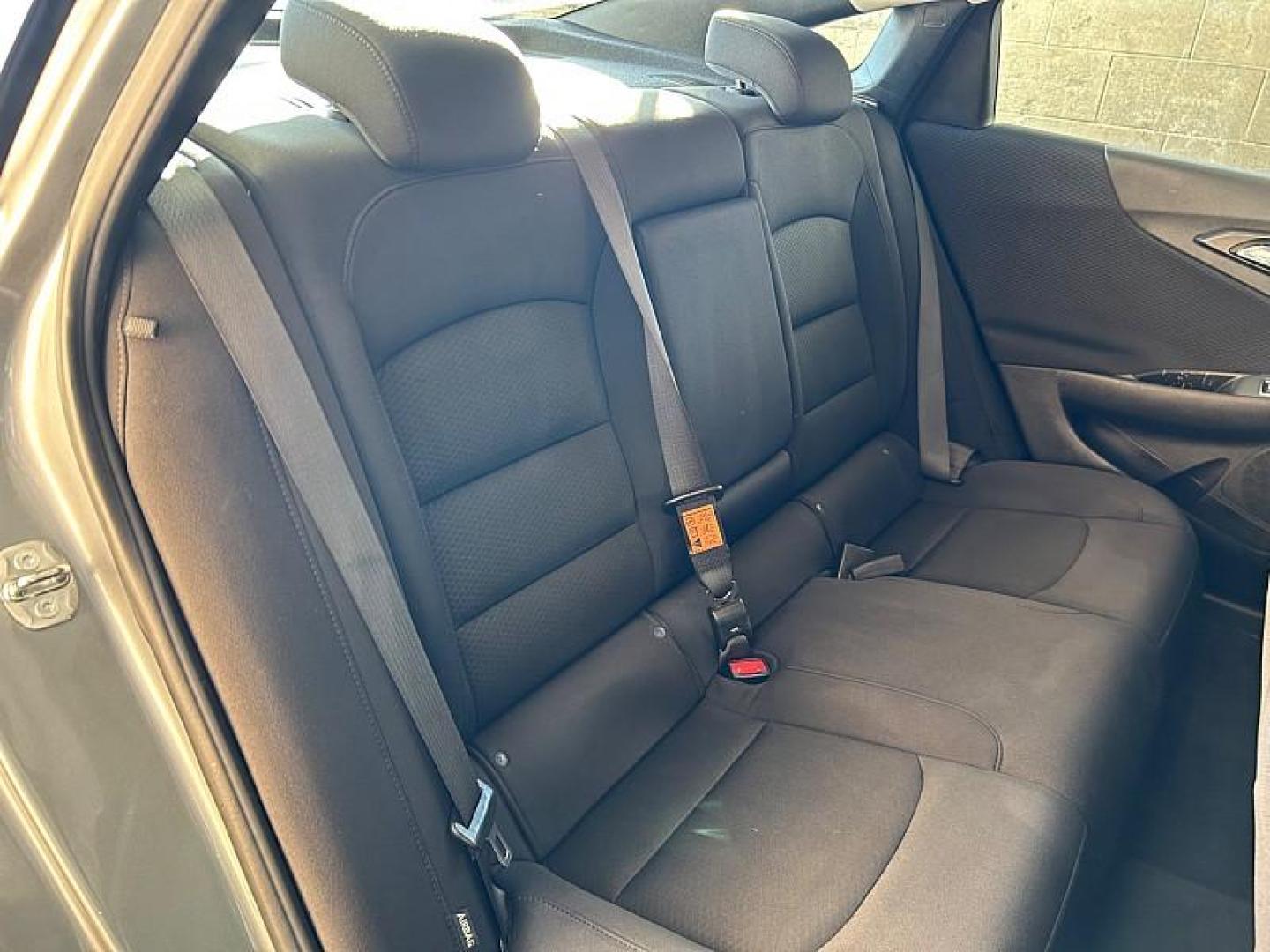 2023 GRAY Chevrolet Malibu (1G1ZD5ST2PF) with an 4-Cyl Turbo 1.5 Liter engine, Automatic CVT transmission, located at 412 Auto Vista Drive, Palmdale, 93551, (661) 945-0620, 34.592636, -118.136681 - Photo#32
