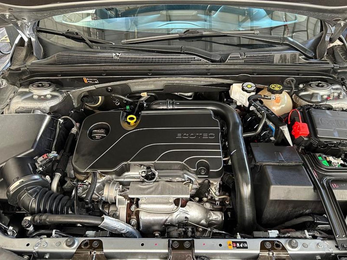 2023 GRAY Chevrolet Malibu (1G1ZD5ST2PF) with an 4-Cyl Turbo 1.5 Liter engine, Automatic CVT transmission, located at 412 Auto Vista Drive, Palmdale, 93551, (661) 945-0620, 34.592636, -118.136681 - Photo#34