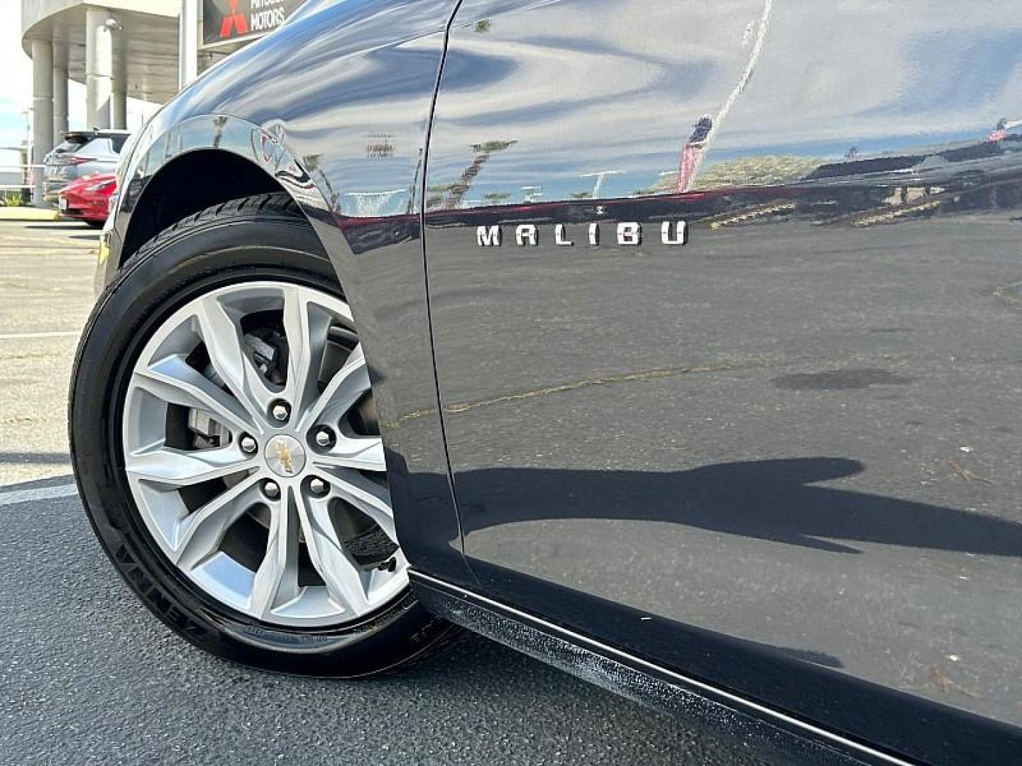 2023 GRAY Chevrolet Malibu (1G1ZD5ST2PF) with an 4-Cyl Turbo 1.5 Liter engine, Automatic CVT transmission, located at 412 Auto Vista Drive, Palmdale, 93551, (661) 945-0620, 34.592636, -118.136681 - Photo#7