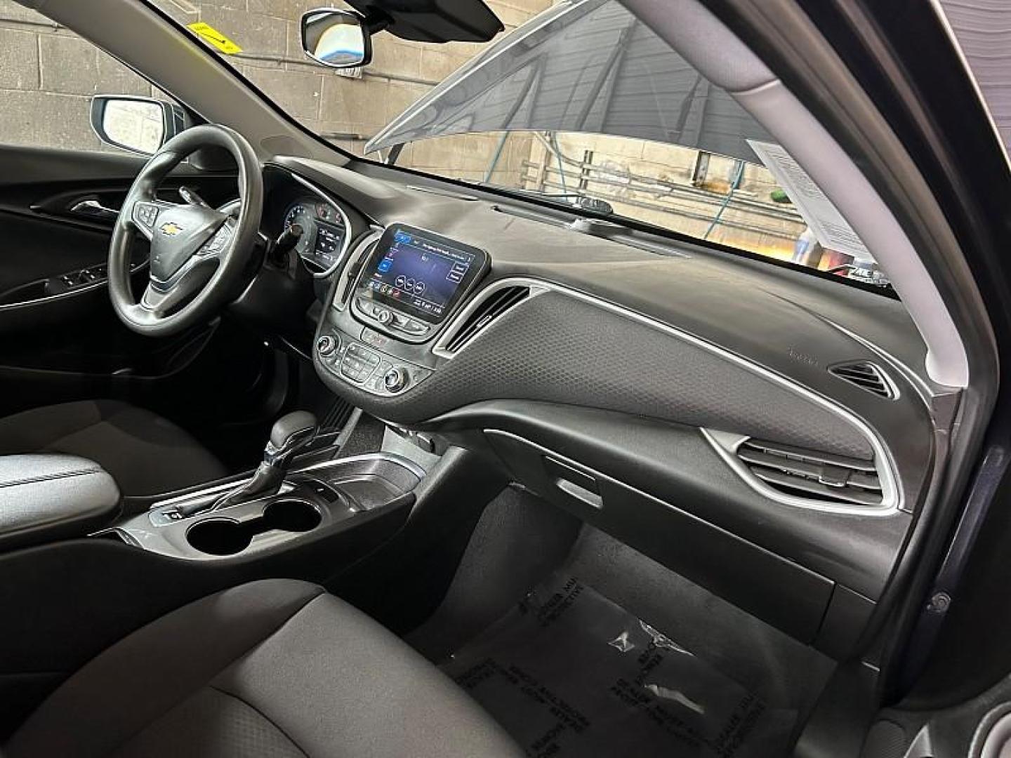 2023 DK GRAY Chevrolet Malibu (1G1ZD5ST5PF) with an 4-Cyl Turbo 1.5 Liter engine, Automatic CVT transmission, located at 412 Auto Vista Drive, Palmdale, 93551, (661) 945-0620, 34.592636, -118.136681 - Photo#20