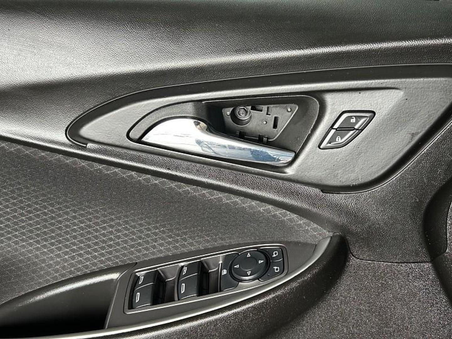 2023 DK GRAY Chevrolet Malibu (1G1ZD5ST5PF) with an 4-Cyl Turbo 1.5 Liter engine, Automatic CVT transmission, located at 412 Auto Vista Drive, Palmdale, 93551, (661) 945-0620, 34.592636, -118.136681 - Photo#21