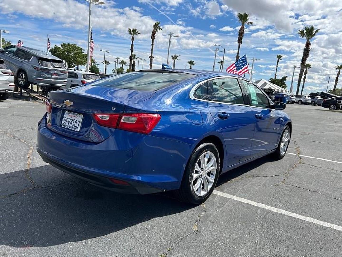 2023 BLUE Chevrolet Malibu (1G1ZD5ST0PF) with an 4-Cyl Turbo 1.5 Liter engine, Automatic CVT transmission, located at 412 Auto Vista Drive, Palmdale, 93551, (661) 945-0620, 34.592636, -118.136681 - Photo#3